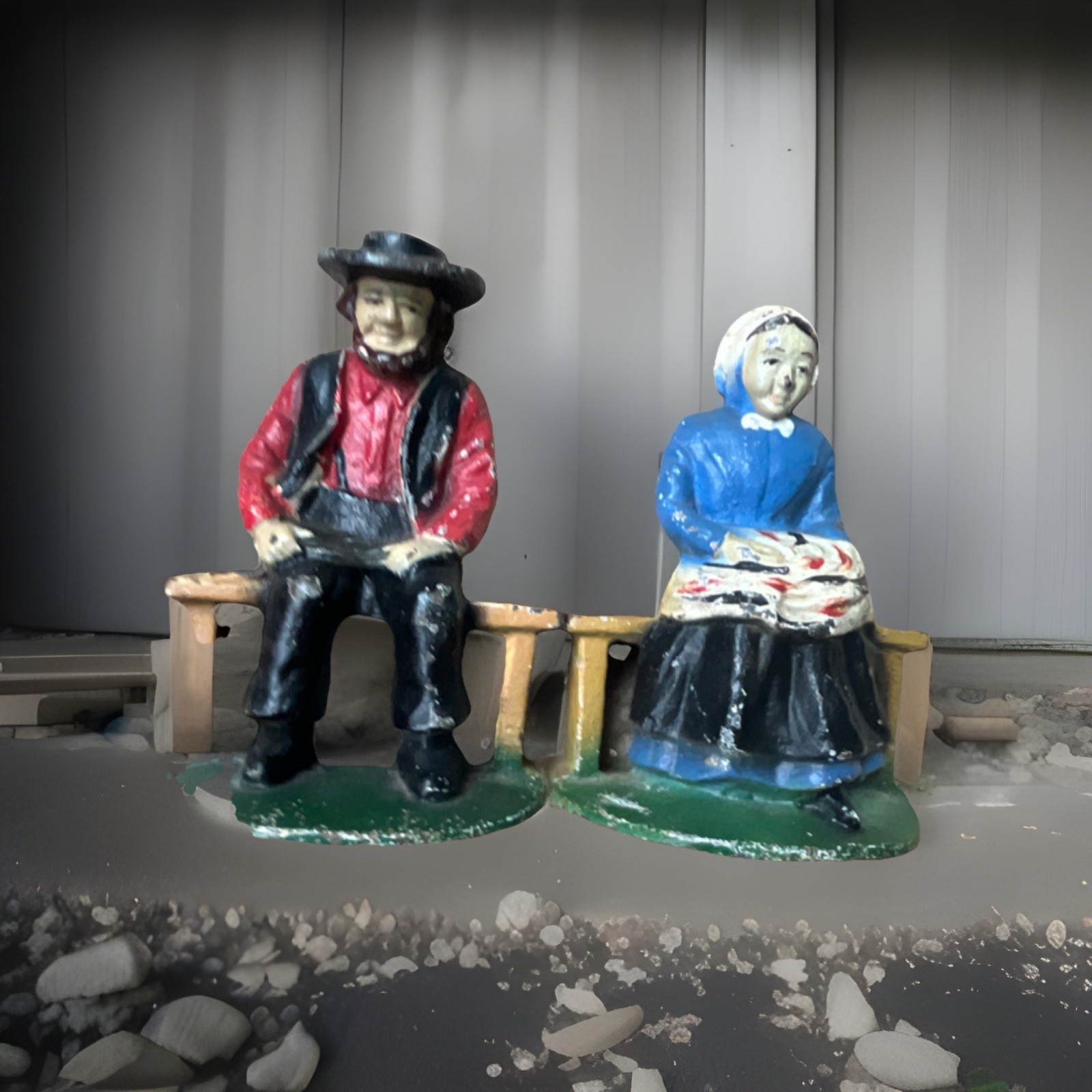 Amish Couple Cast Iron Hand Painted Multicolor Bookends