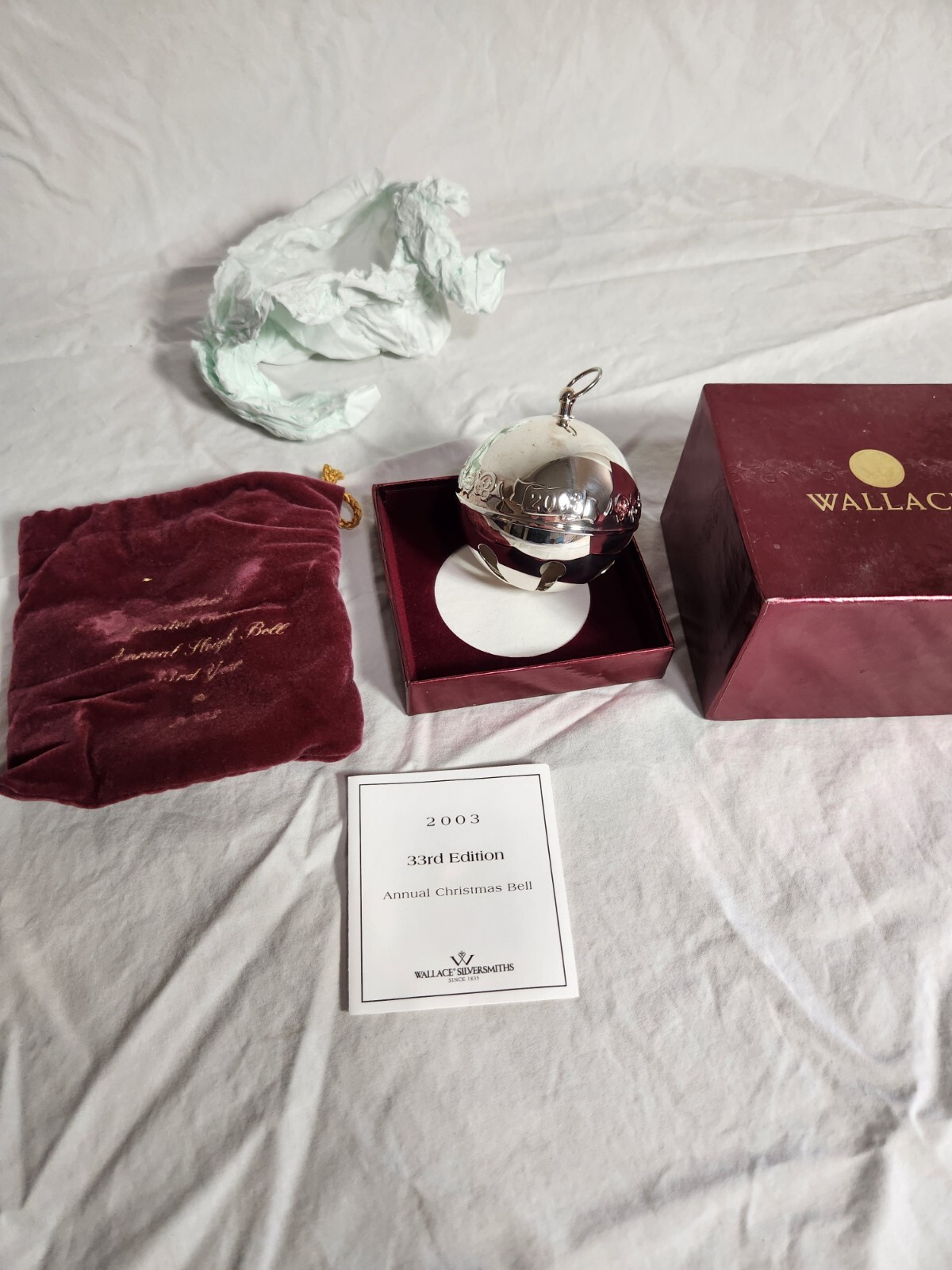 2000 Wallace Christmas Bell NOS