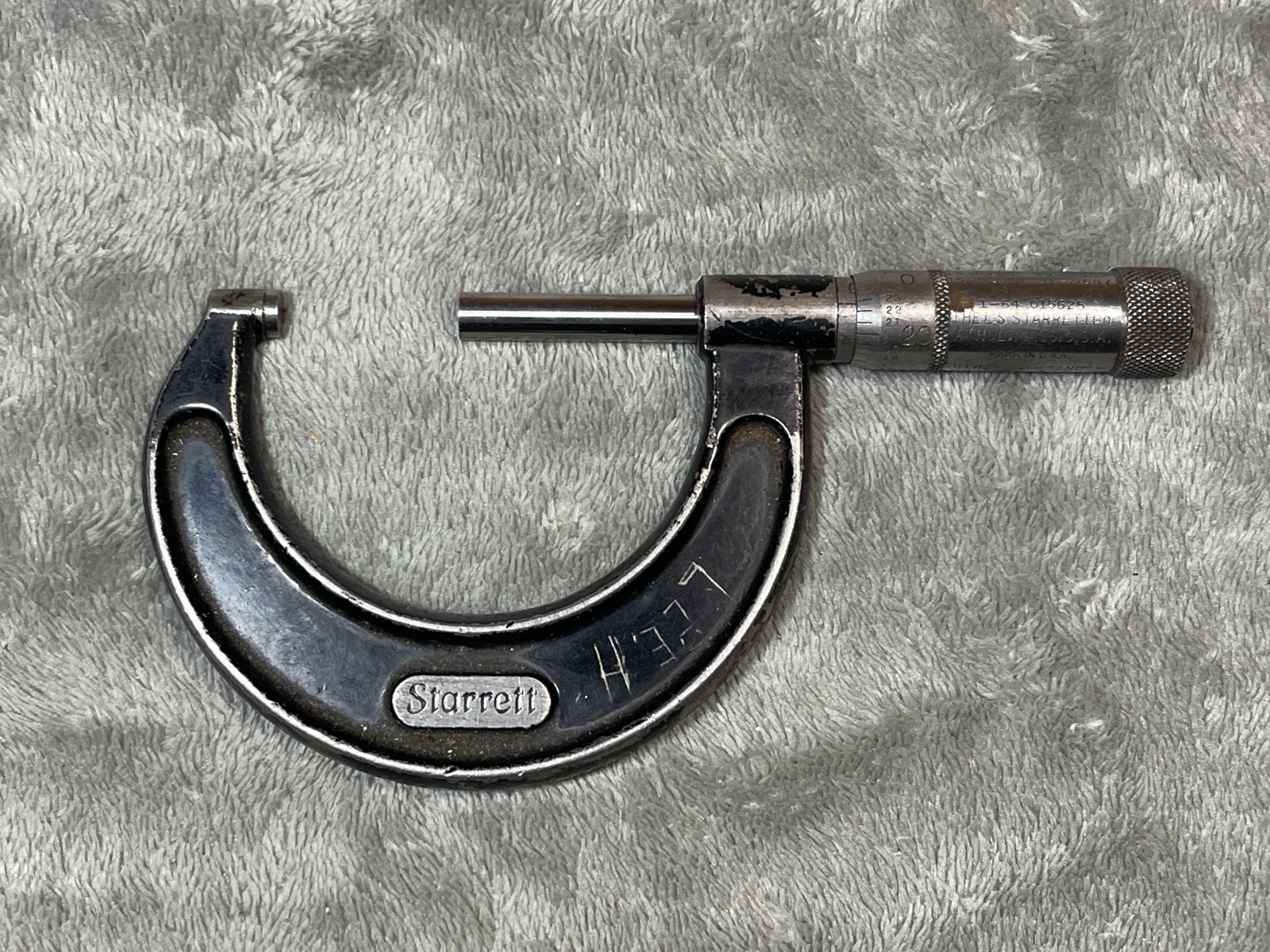 Vintage L.S. Starrett 1-2