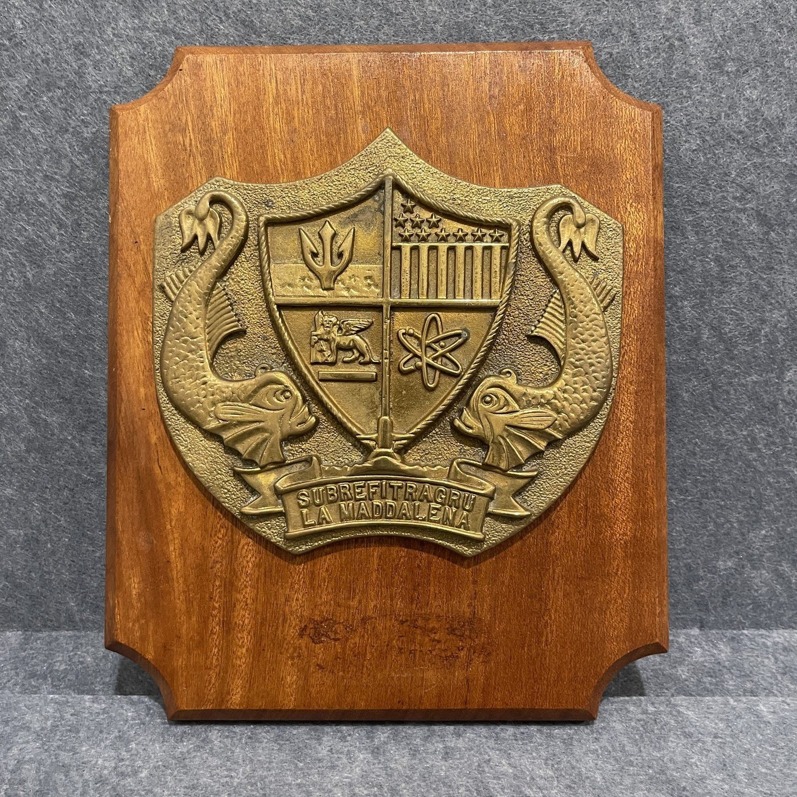 Vintage US Navy Submarine Refit Training Group La Maddalena Italy Plaque Dolphin