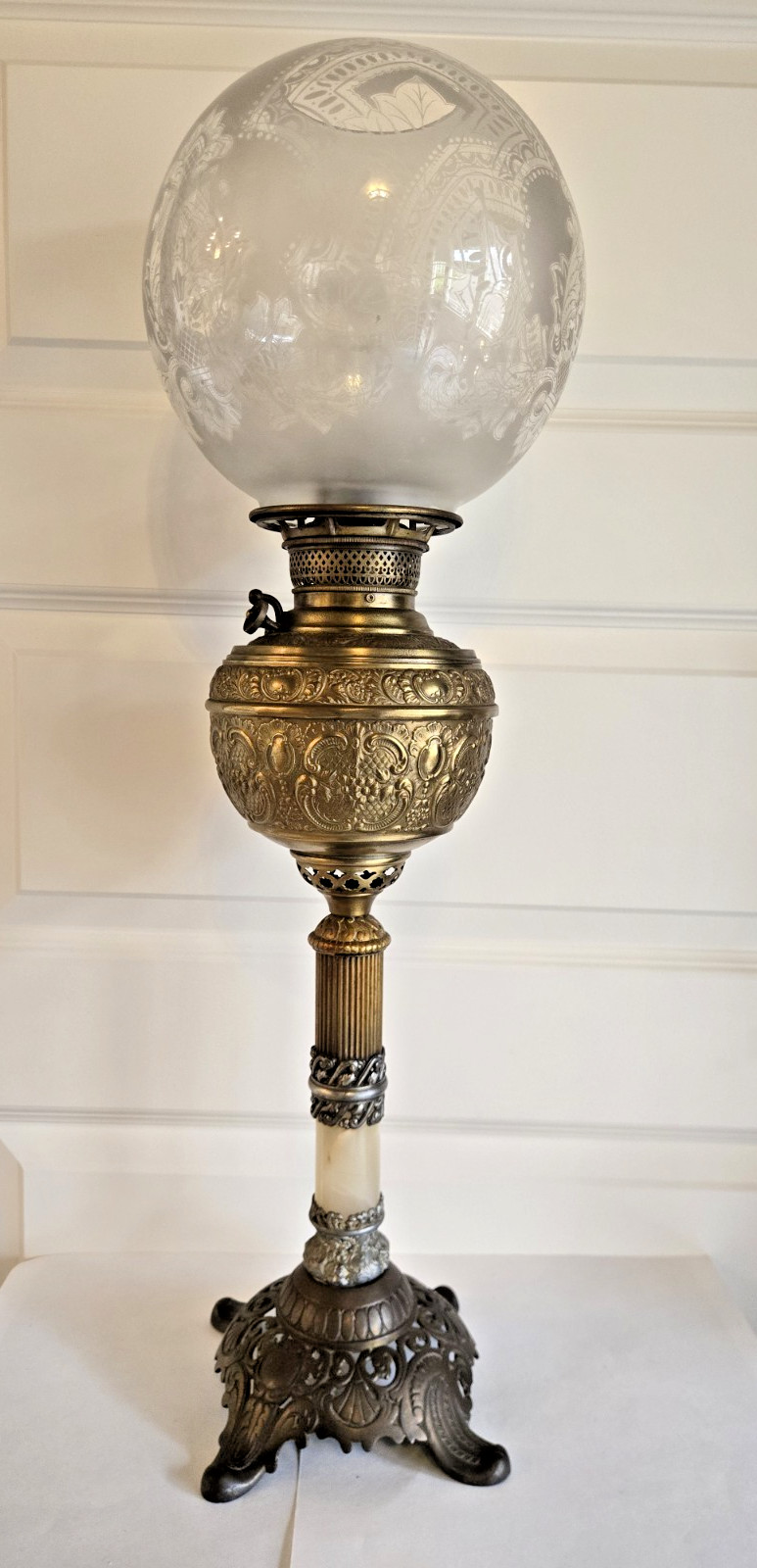 The New Juno Banquet Lamp Circa 1890\'s USA Onyx Edward Miller Co 28\