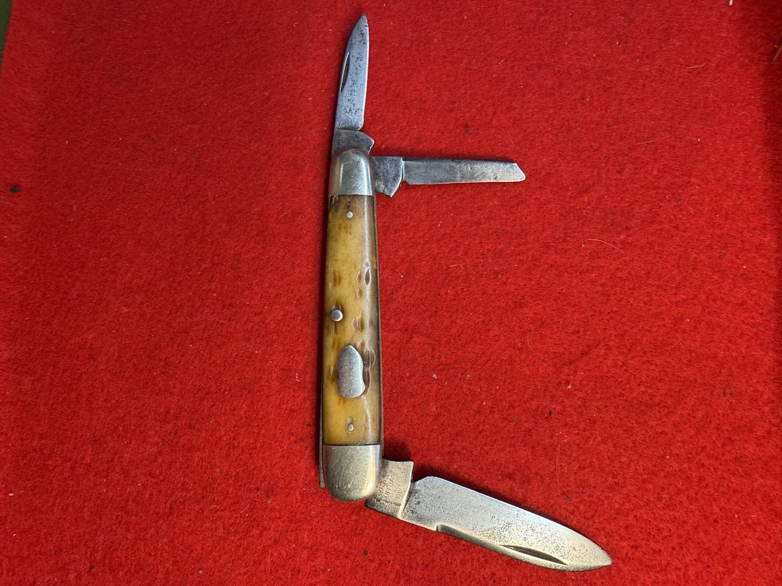 Cattaraugus 32409 Sleeveboard Whittler 1890–1930s. Read Has Hairline Crack Cattaraugus 32409 Sleeveboard Whittler 1890–1930s. Read Has Hairline Crack