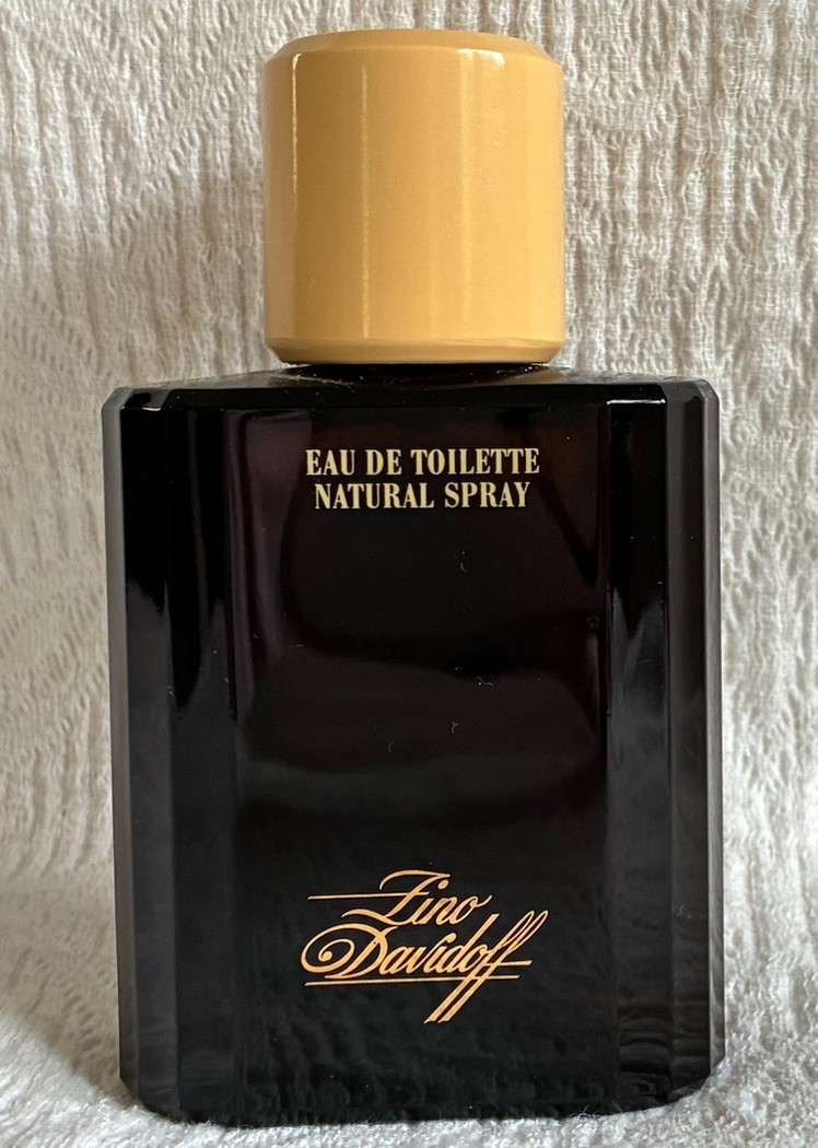 Davidoff Zino Eau de Toilette Natural Spray 4.2 Oz VINTAGE W 0.5 Oz Left