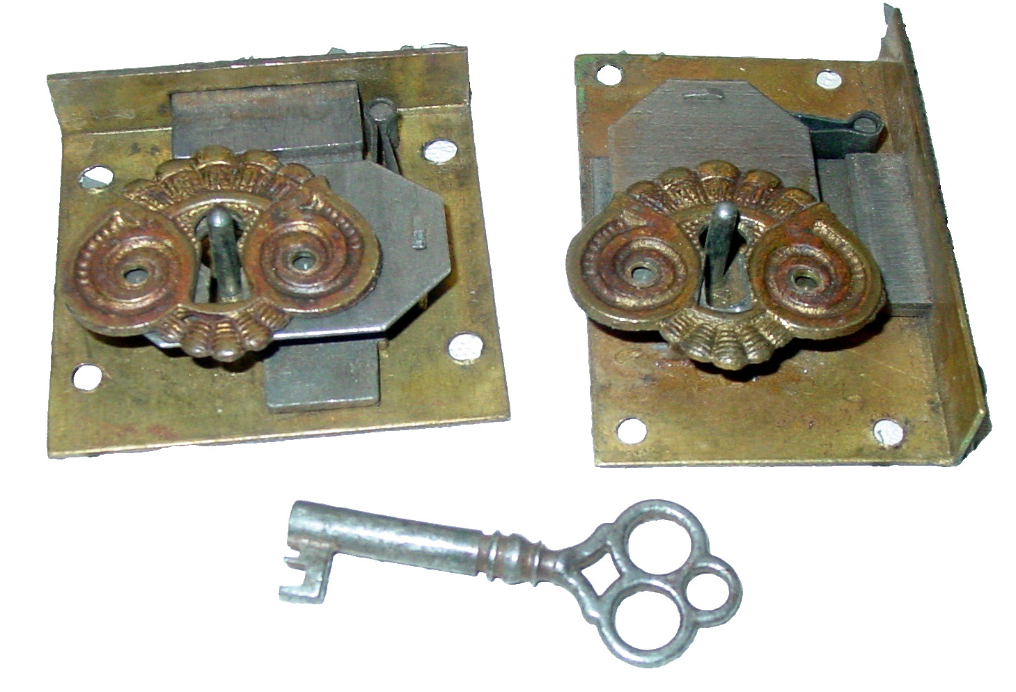 Vintage Furniture Keyed Locks Hardware Cabinet Dresser Chest Desk Escutcheon Set