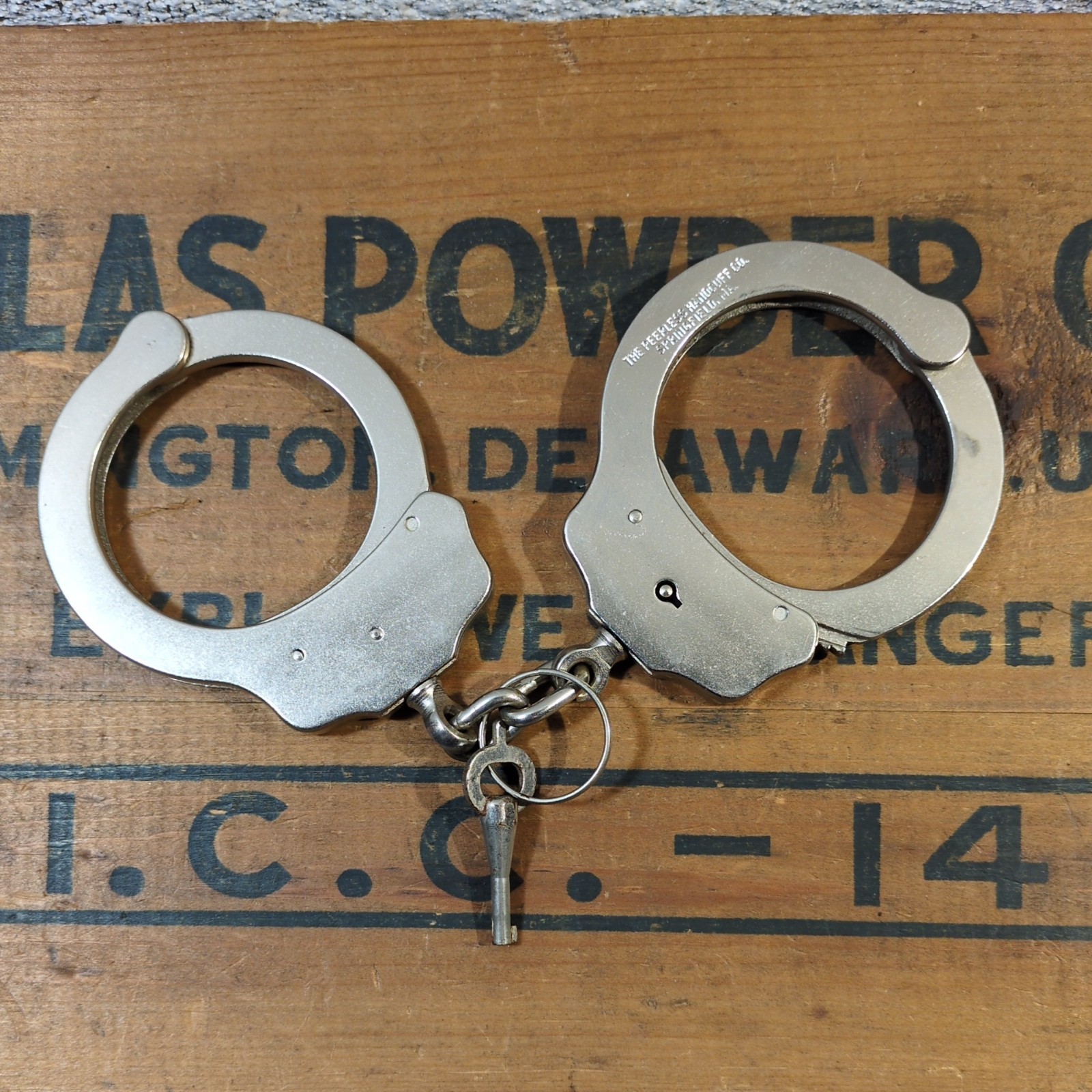 Vintage Peerless Model 700 Handcuffs Springfield Mass USA