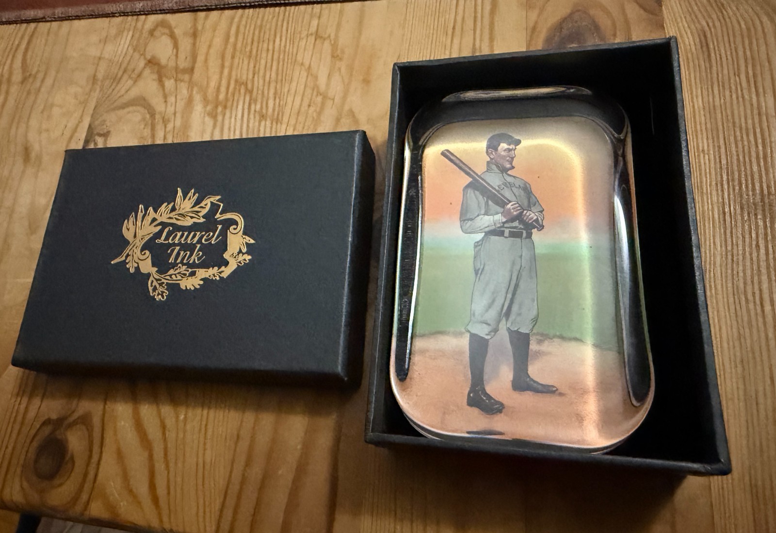 Collectible Vintage LAUREL INK HOF Nap Lajoie Cleveland Naps Crystal Paperweight Collectible Vintage LAUREL INK HOF Nap Lajoie Cleveland Naps Crystal Paperweight