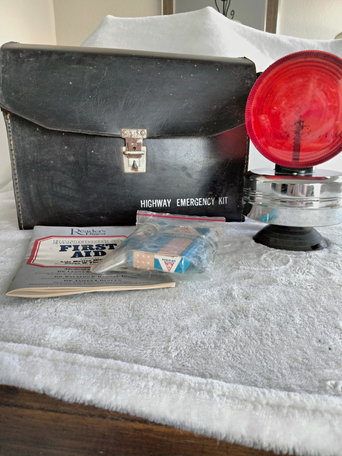 Vintage Highway Emergency Kit Leather Like And Cardboard