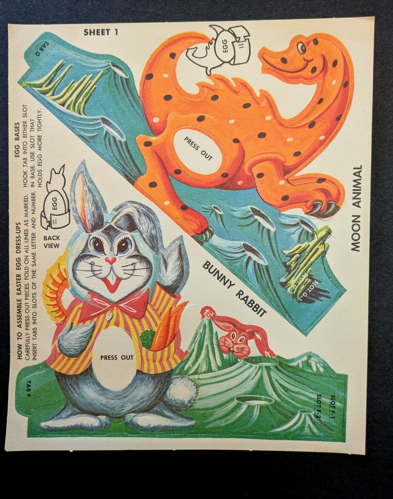 Vintage Paas Easter Egg Kit Ephemera Dress Up Kitschy Bunny Space Dinosaur 9 NOS