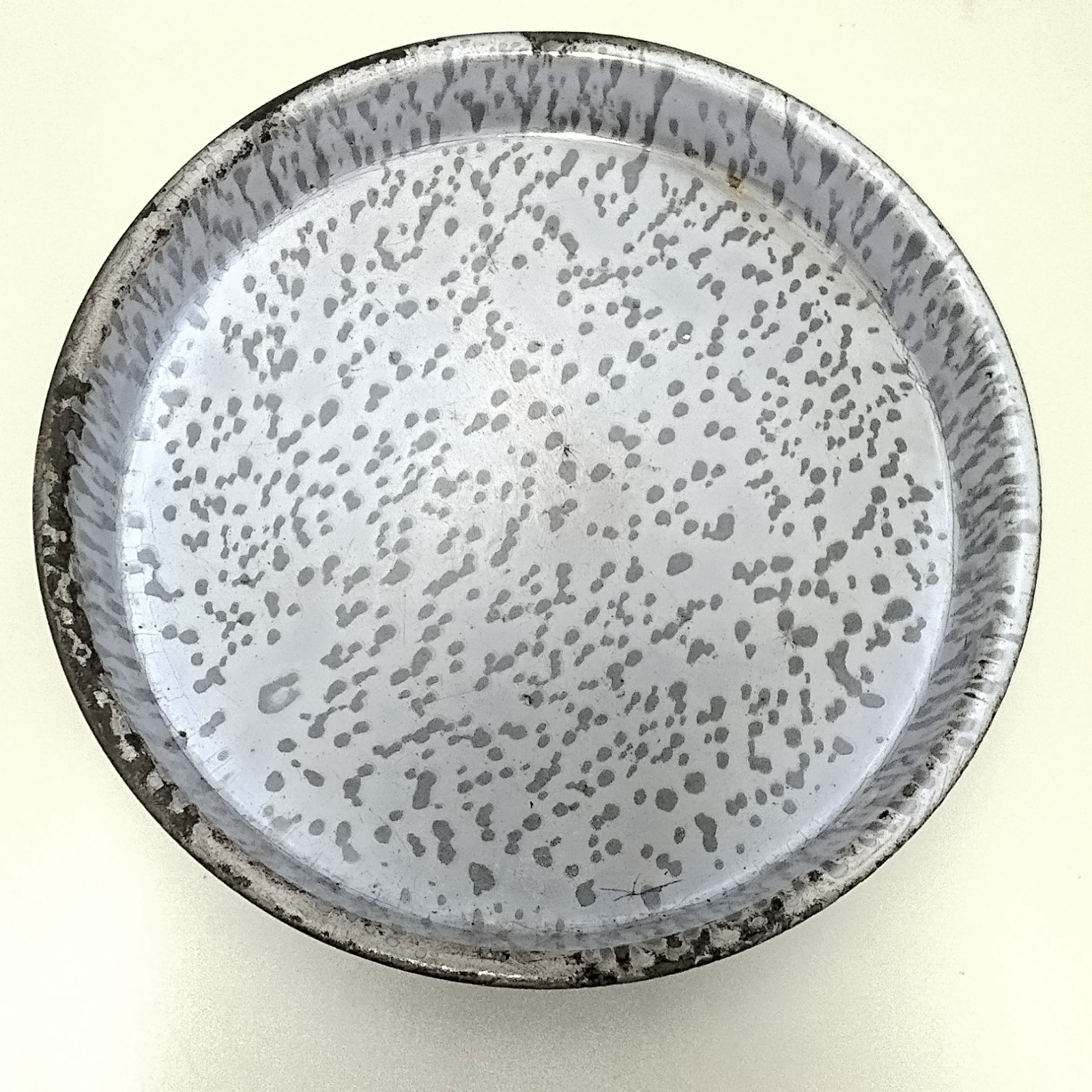 Gray Graniteware 9 Gray Graniteware 9