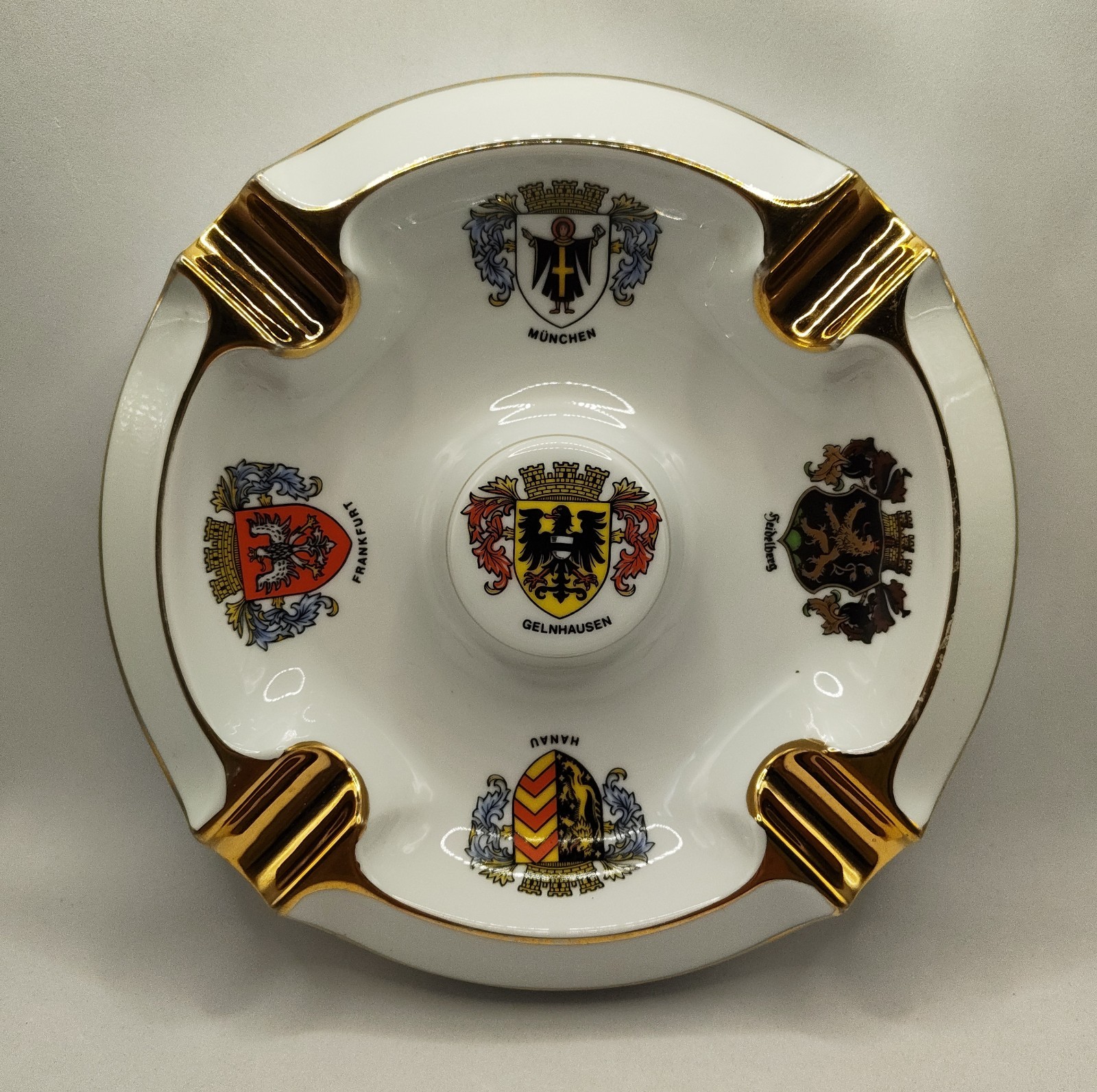 Königlich Tettau Porcelain Cigar Ashtray White Gold 1794 German State Shields 8\