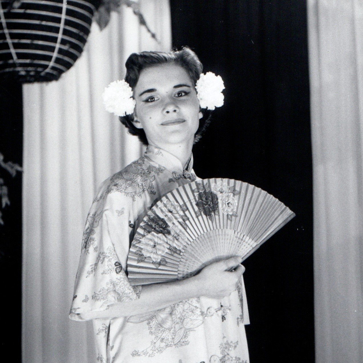 c1950s Tulsa, OK KOTV TV Station Studio Hostess Asian Robe Fan 10\