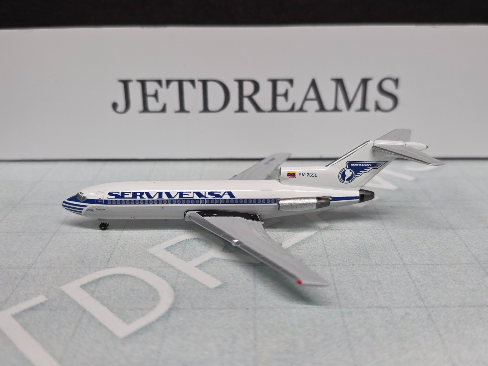 1/400 SERVIVENSA (VENEZUELA) BOEING 727-100 1990\'S COLORS YV-765C AEROCLASSICS