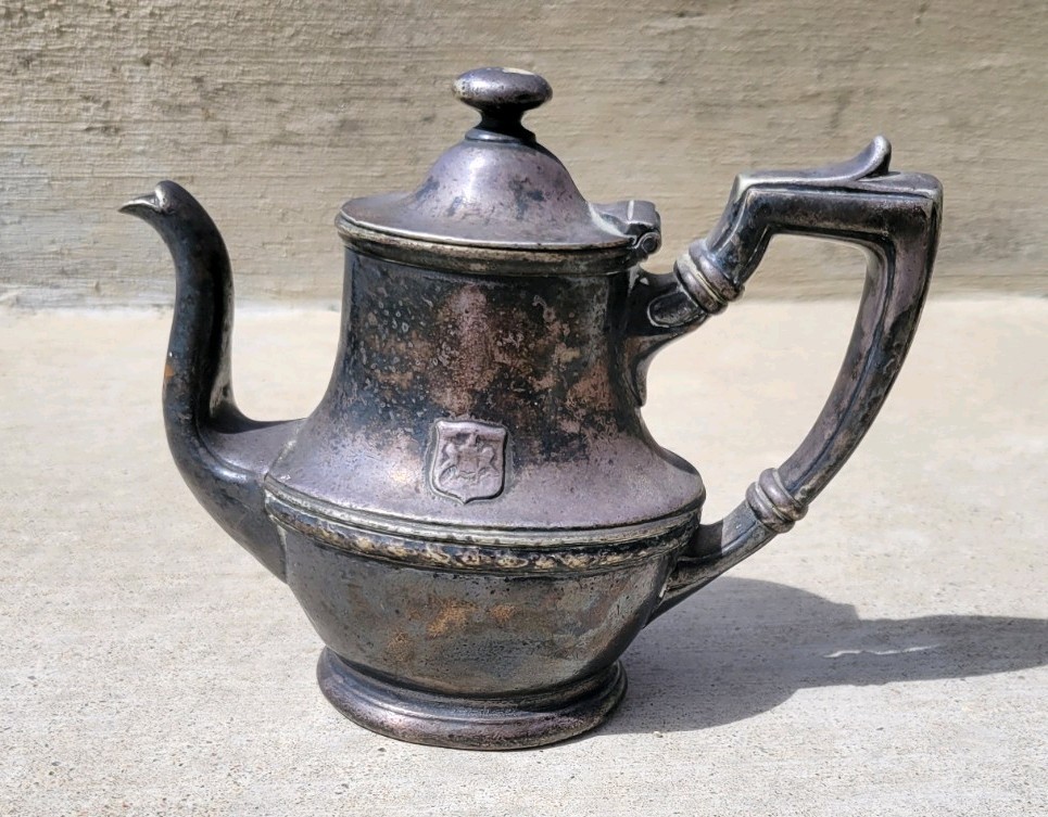 AMBASSADOR HOTEL ~  LOS ANGELES ~ TEAPOT ~ SILVERPLATE ~ ORIGINAL ~ AS FOUND