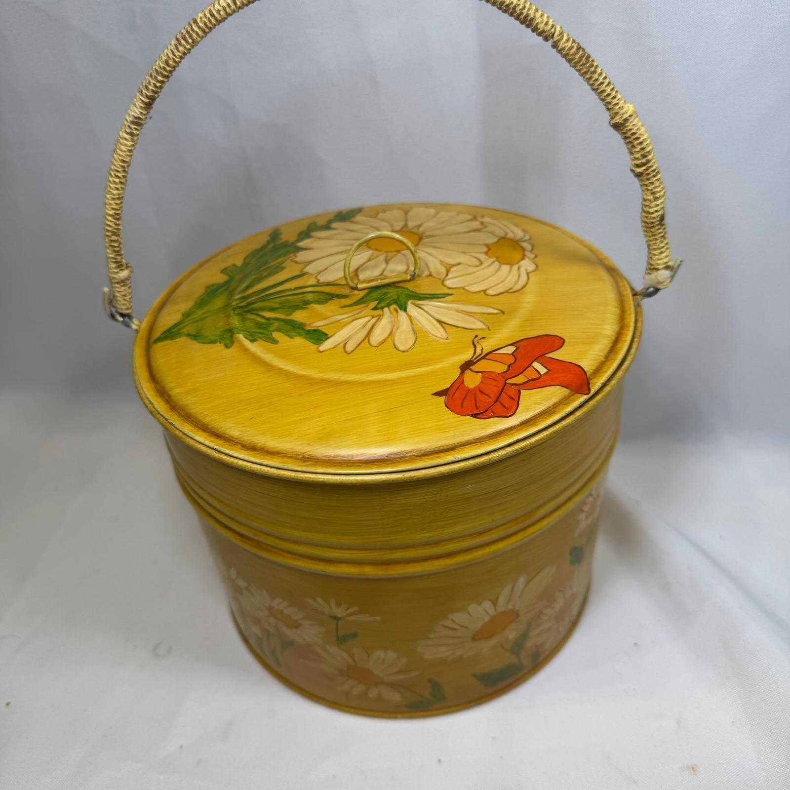 Vintage 70s Daisy Butterfly Tin Sewing Basket Yellow Orange Felt Mirror 6x7.5