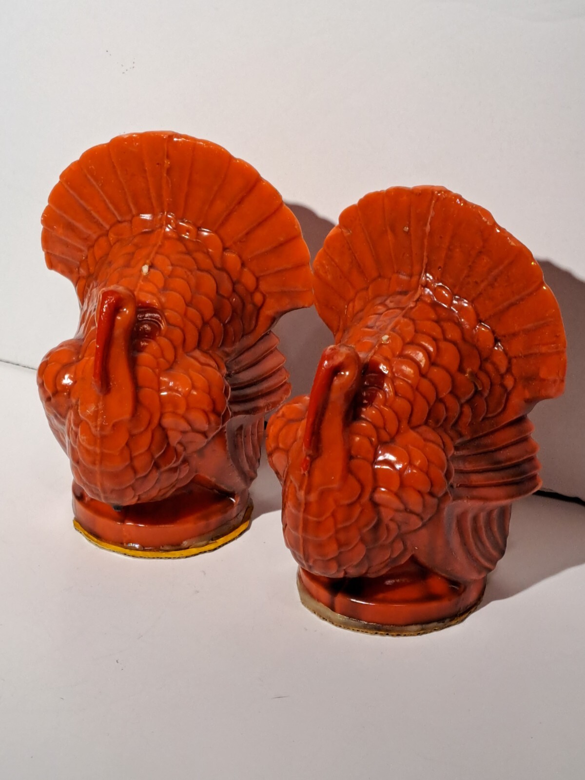 PAIR OF VINTAGE SUNI THANKSGIVING TURKEY CANDLES 6.5\