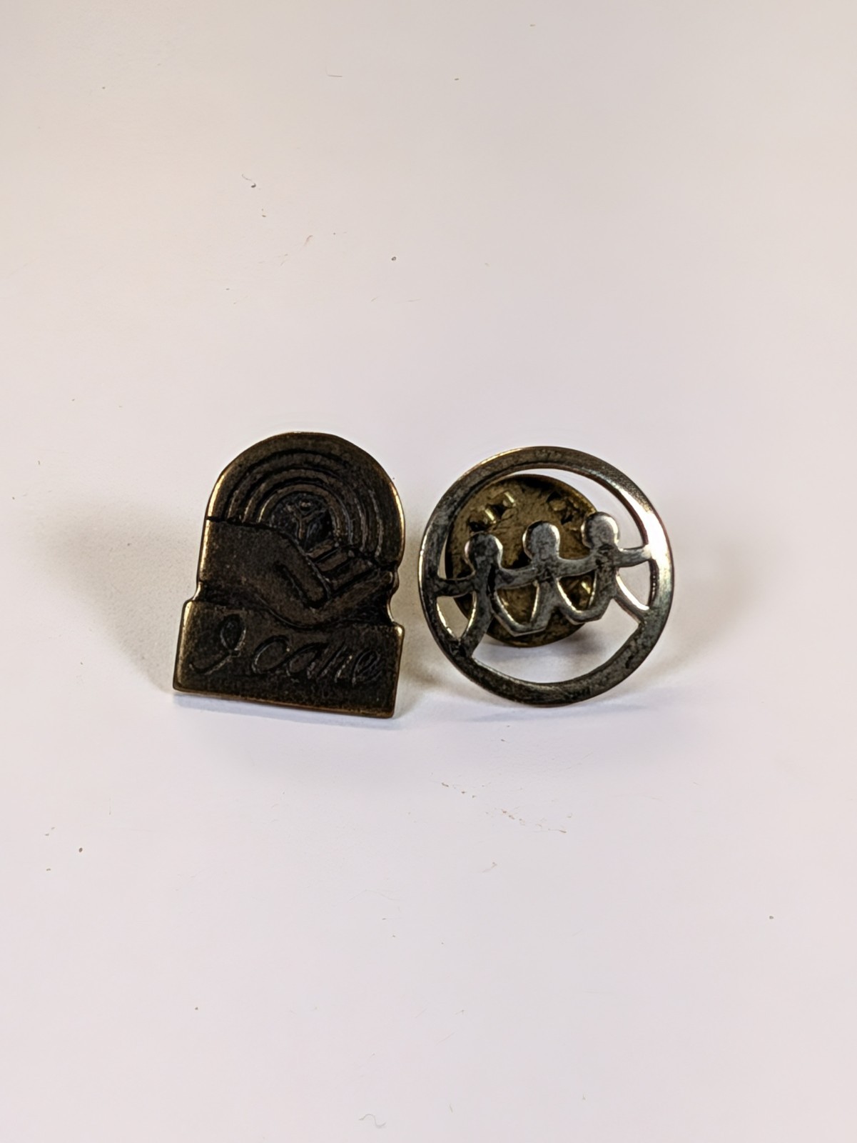 Vintage United Way Lapel Pin Lot Logo Children Holding Hands