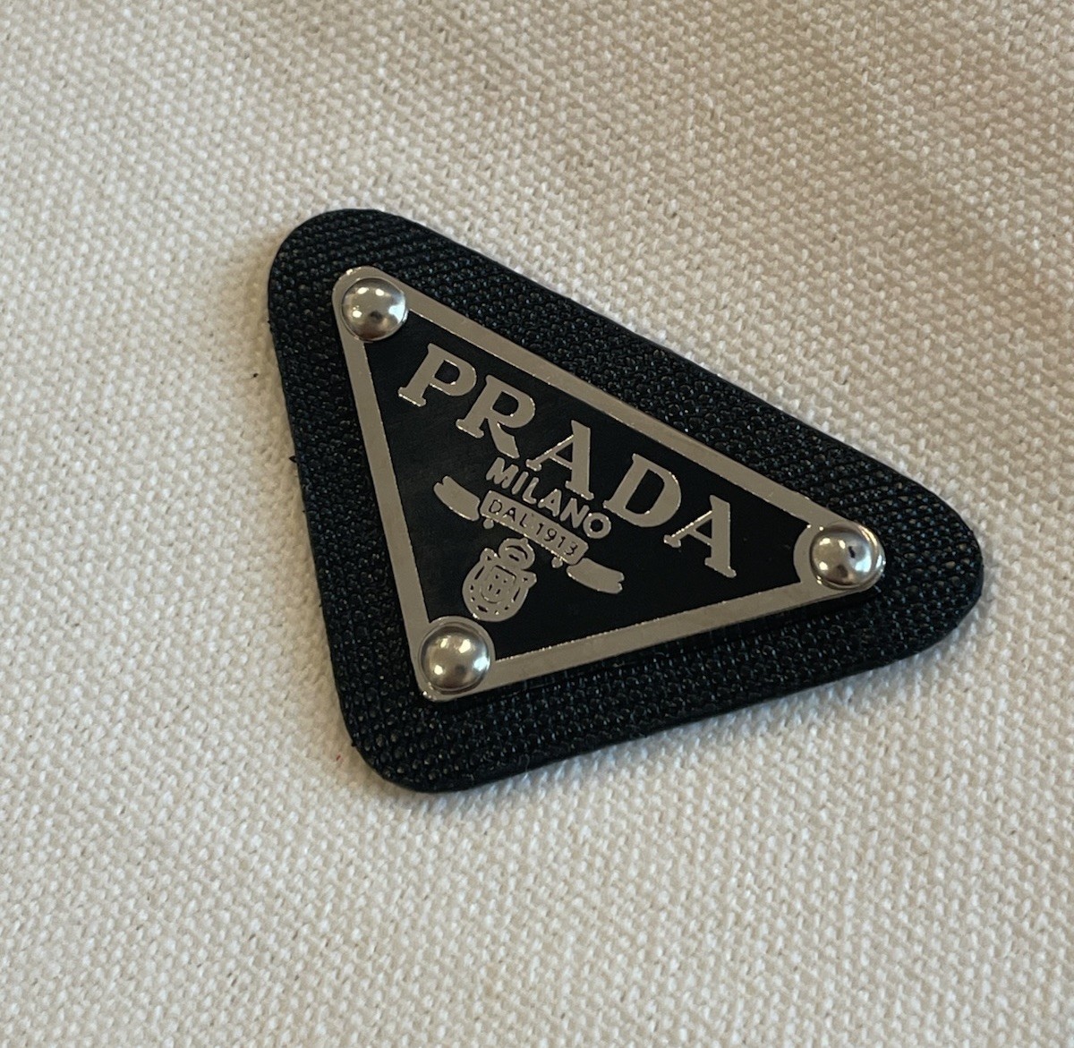1pc of Emblem Replacement Prada Logo Tag Label Sewing Accessory 5x3cm Silver