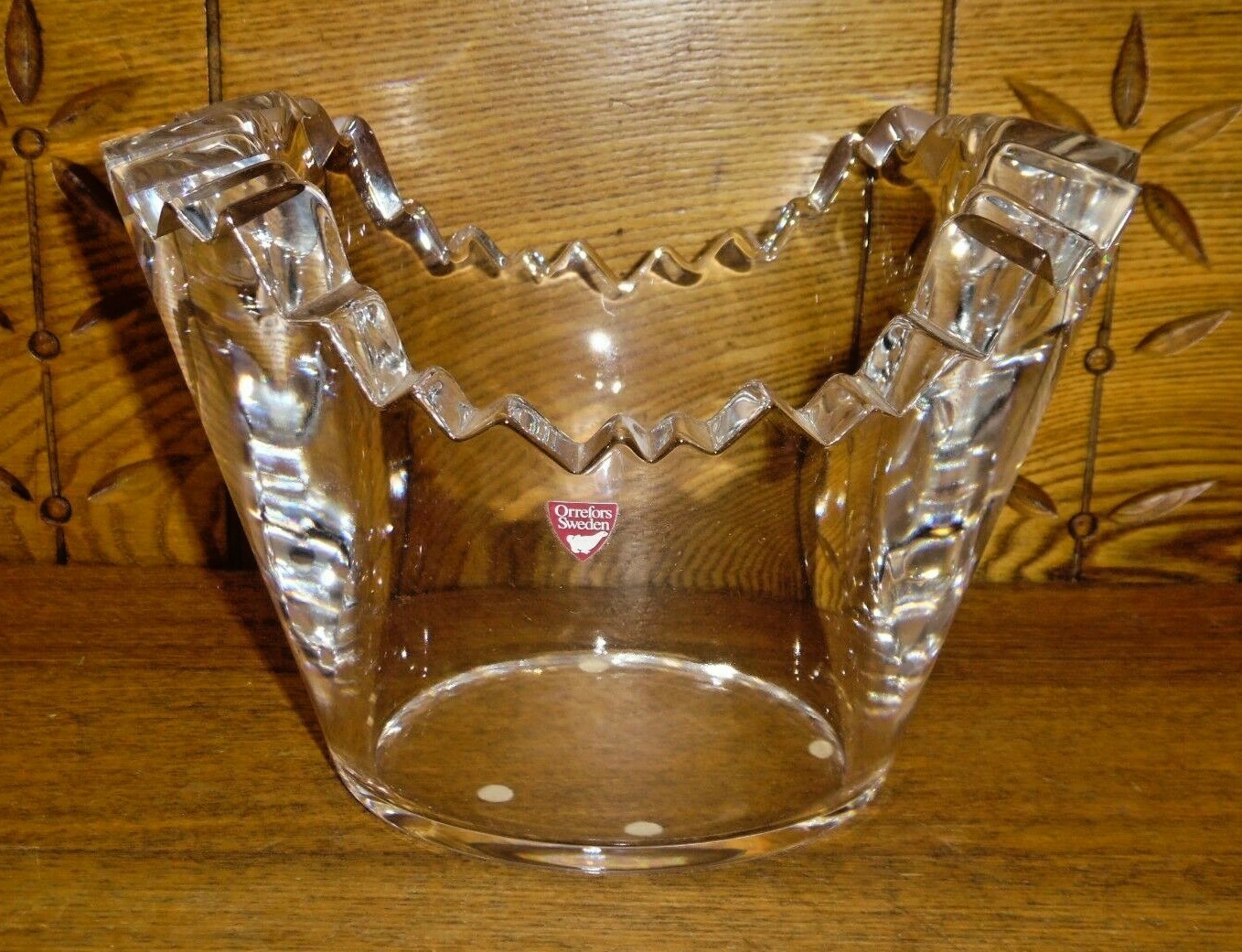 Orrefors Crystal Helen Krantz ZaZa HZ 4970-12 Bowl - 5 3/4\