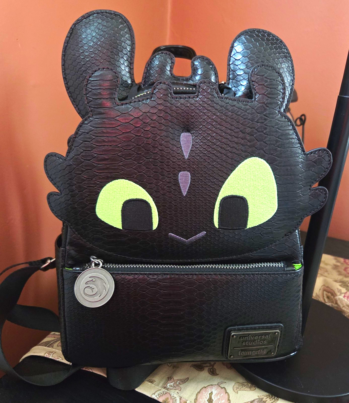 Loungefly Toothless NWT, EARS & Wings, How to Train Your Dragon, Universal Stud