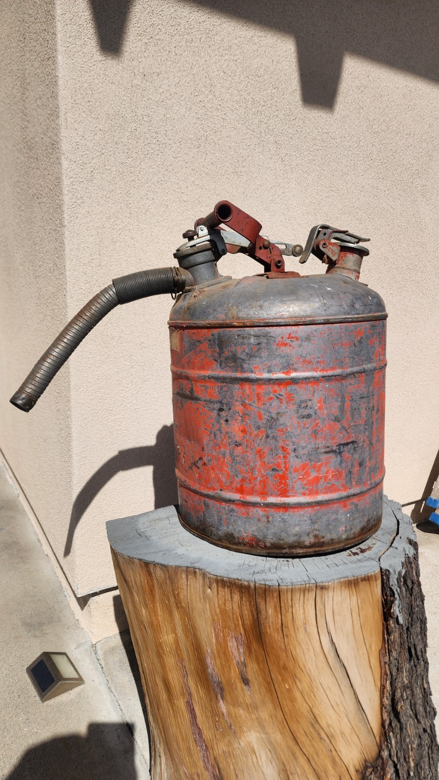 Vintage JUSTRITE  Safety Gas Can 1 Gallon Excellent Patina Rust Red 1950s 40s