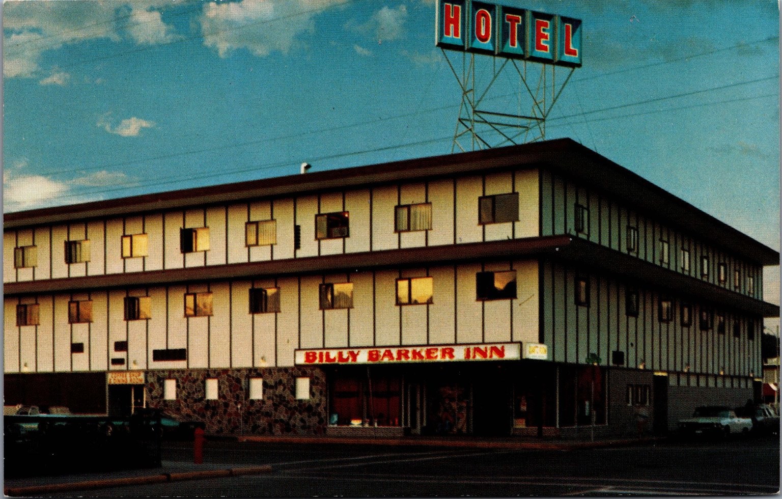 Billy Barker Inn Hotel Quesnel BC Cariboo Highway 97 Canada Postcard
