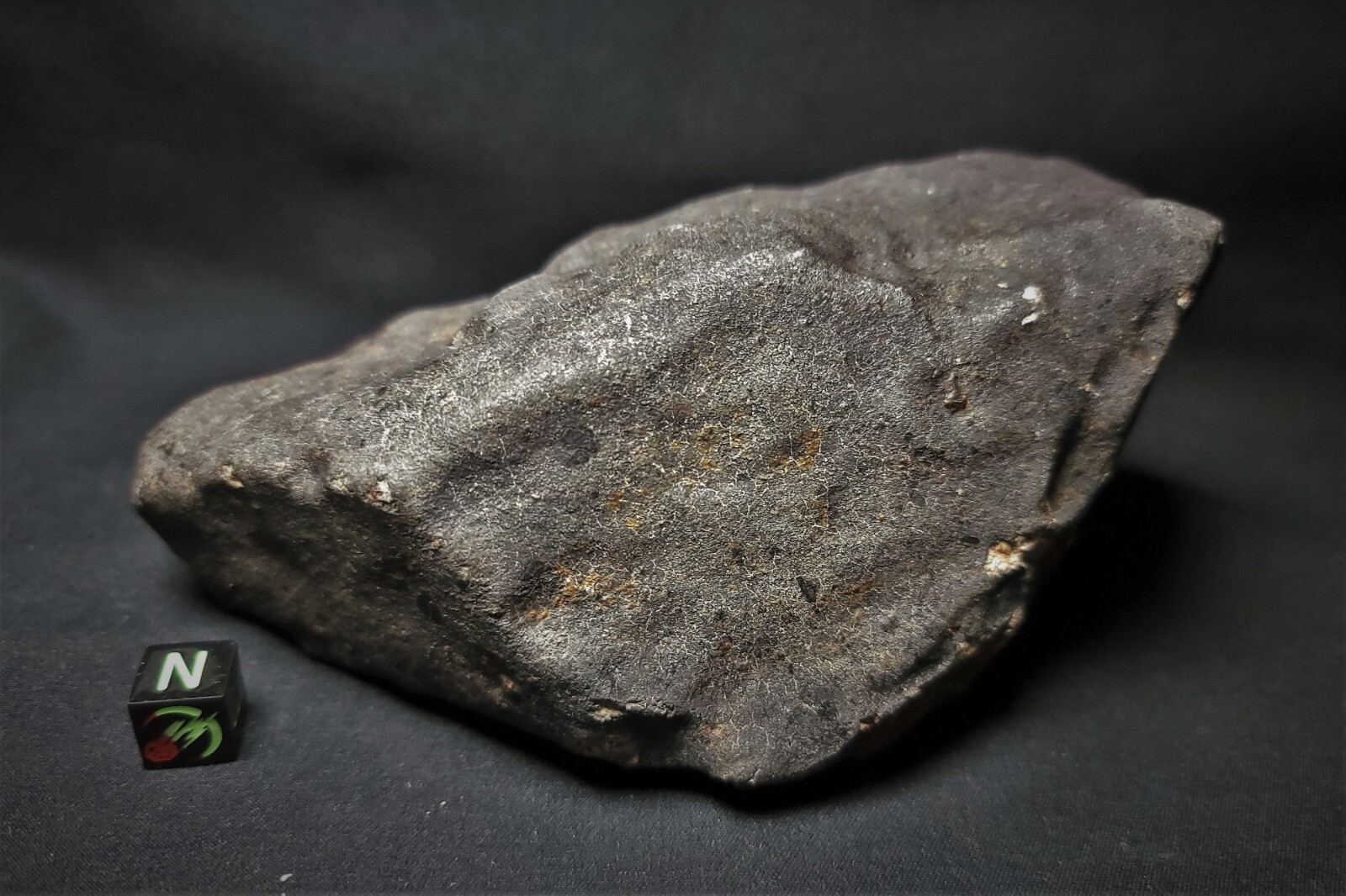 HAMMADAH AL HAMRA 346 (957g) Meteorite, Individual Stone, IMCA Sellers