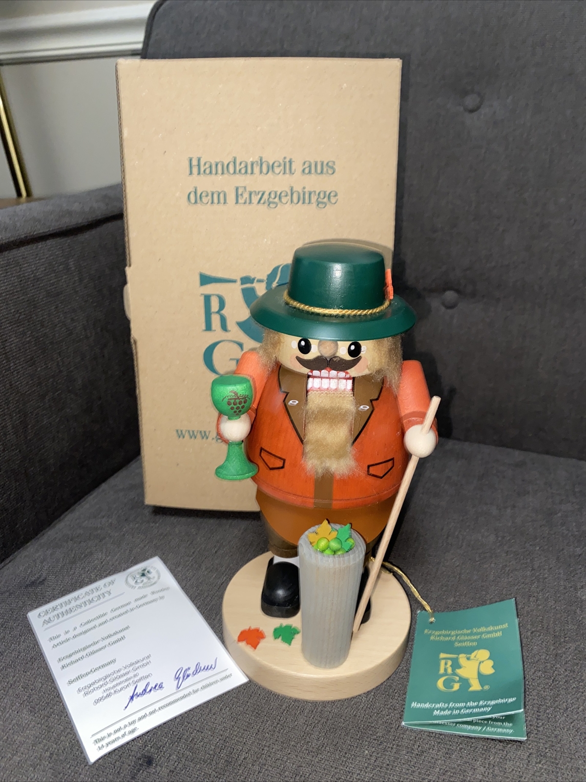 Wine Maker Wood Nutcracker RG Richard Glasser Erzgebirge Germany Fur 7.5 Wine Maker Wood Nutcracker RG Richard Glasser Erzgebirge Germany Fur 7.5