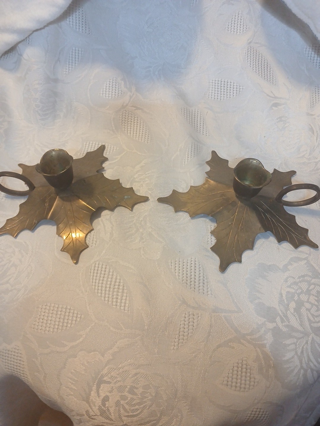 Set Of 2 Vintage Solid Brass Holly Leaf Candle Holders 6\