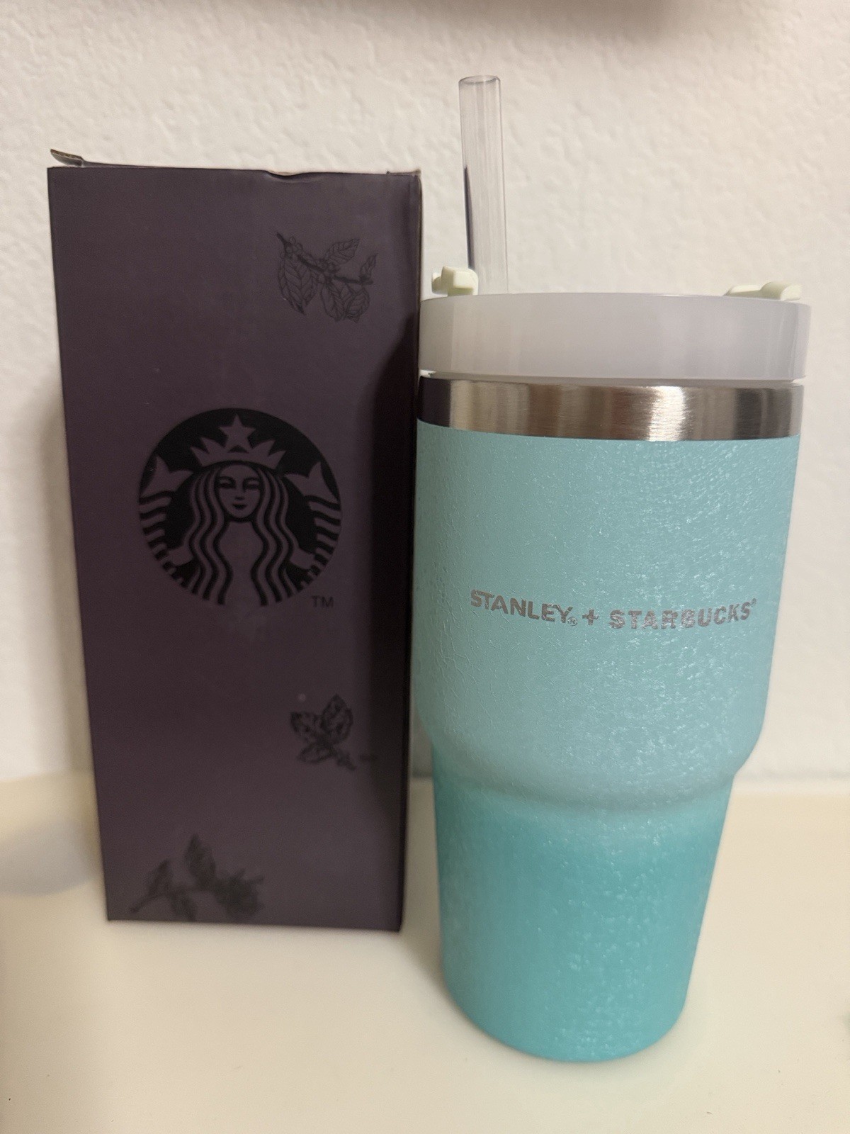 NWT Stanley Starbucks Blue Cup Tumbler Stainless Steel Water Bottle Coffee 20 oz