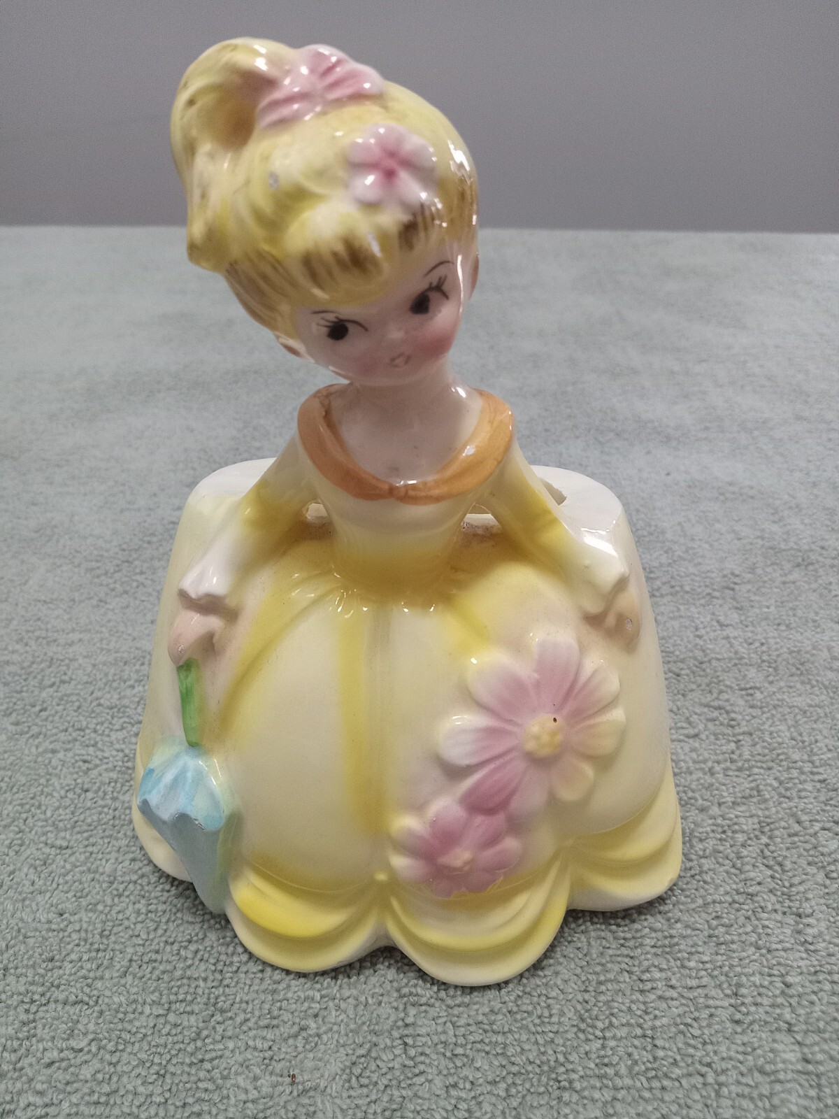 Vtg Adorabl 1950’s RUBEN\'S #4156 Yellow Southern Belle Planter Ponytail Umbrella