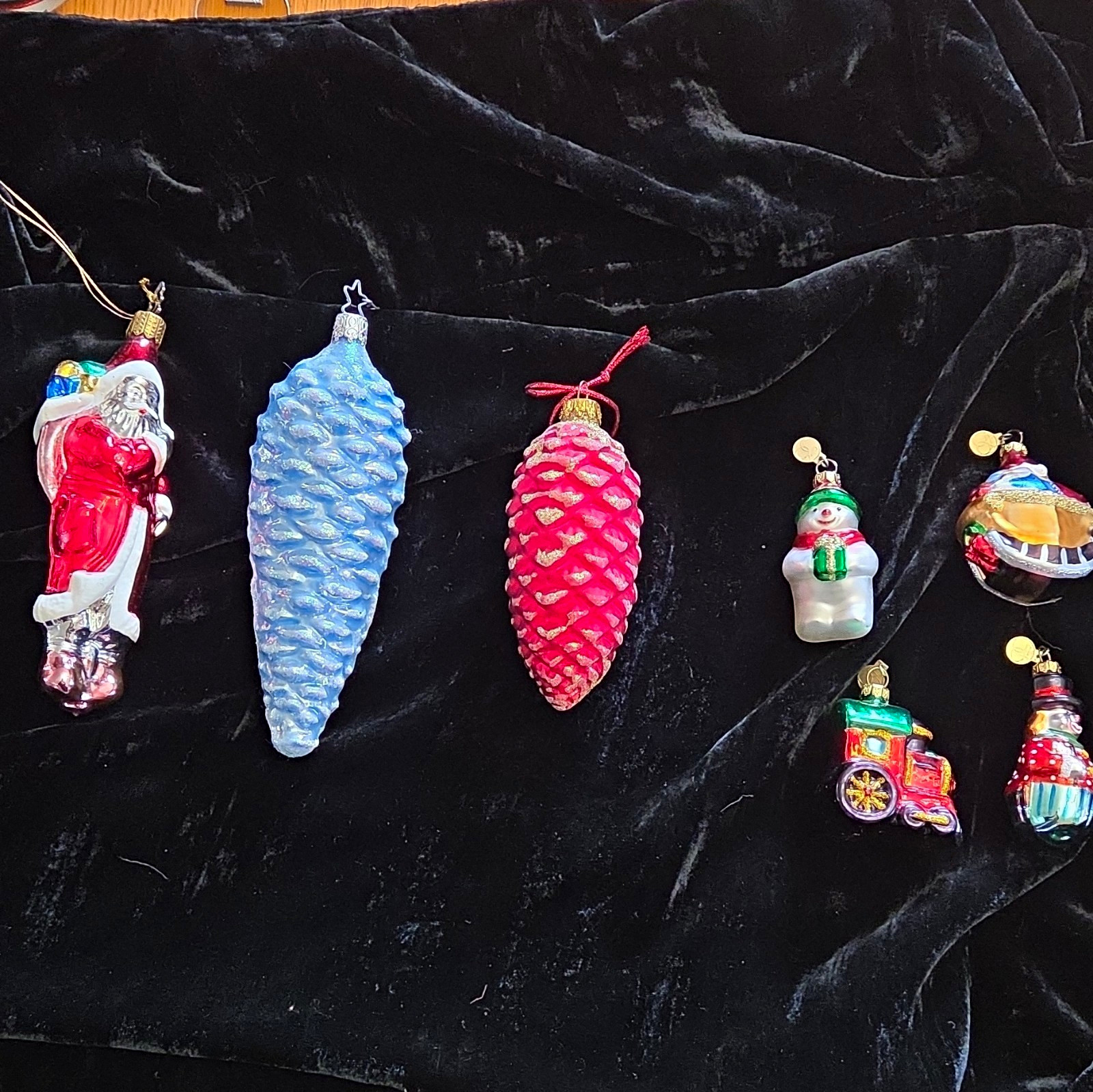 Vintage  INGE GLAS Christmas  Ornaments 4 Large Made In Germany 4 small Brand 56