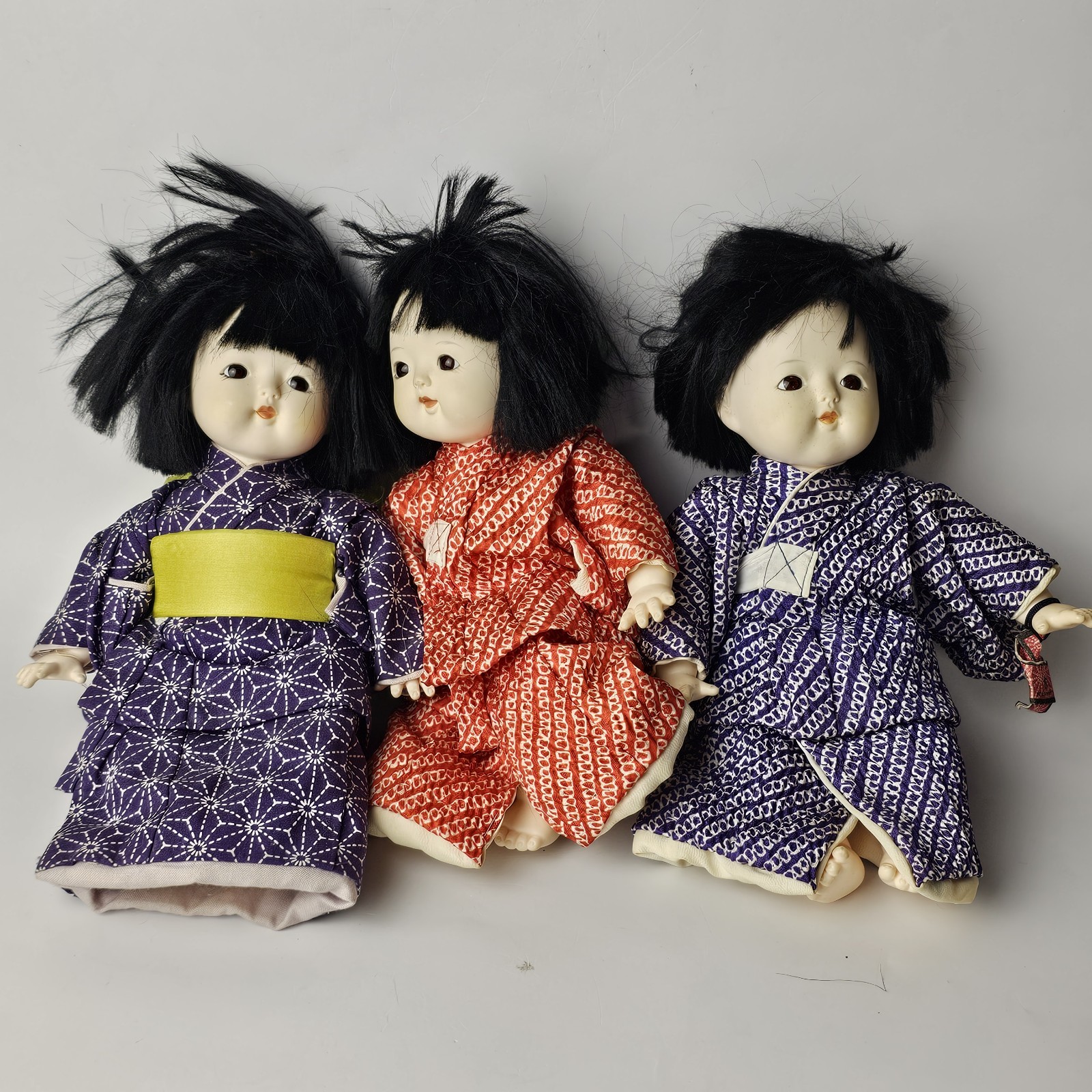 Vintage Japanese Traditional Jinbei Ichimatsu Ningyo Porcelain Doll Set of 3 Vintage Japanese Traditional Jinbei Ichimatsu Ningyo Porcelain Doll Set of 3