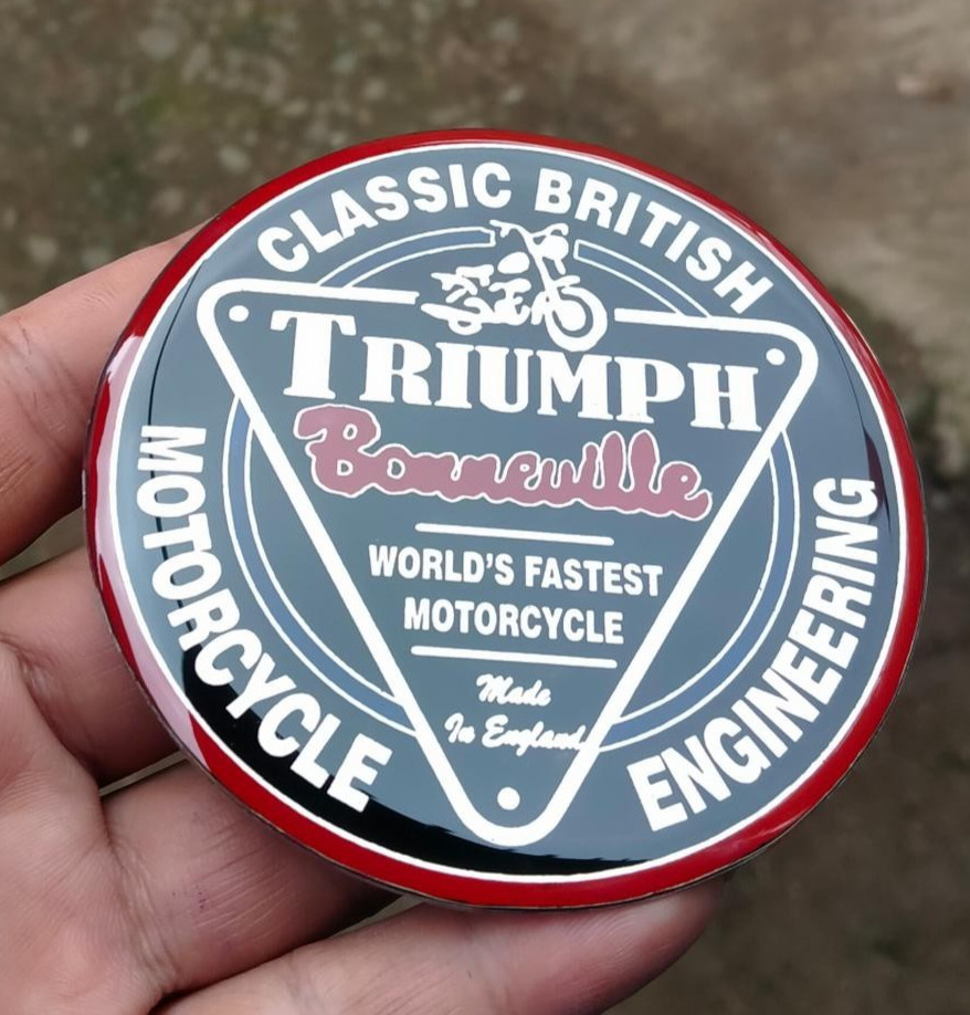 TRIUMPH Bonneville Classic British Motorcycle Engineering Badge Stainless Emblem