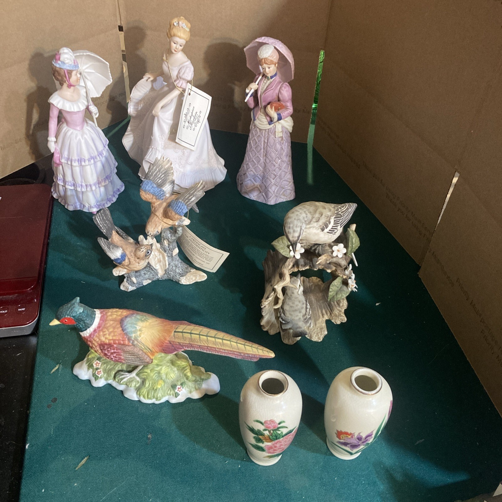Lot 8 Homco Figurines MISS VIOLET,LADY CAROLINE,PHEASANT,VICTORIAN LADY,2 BIRDS