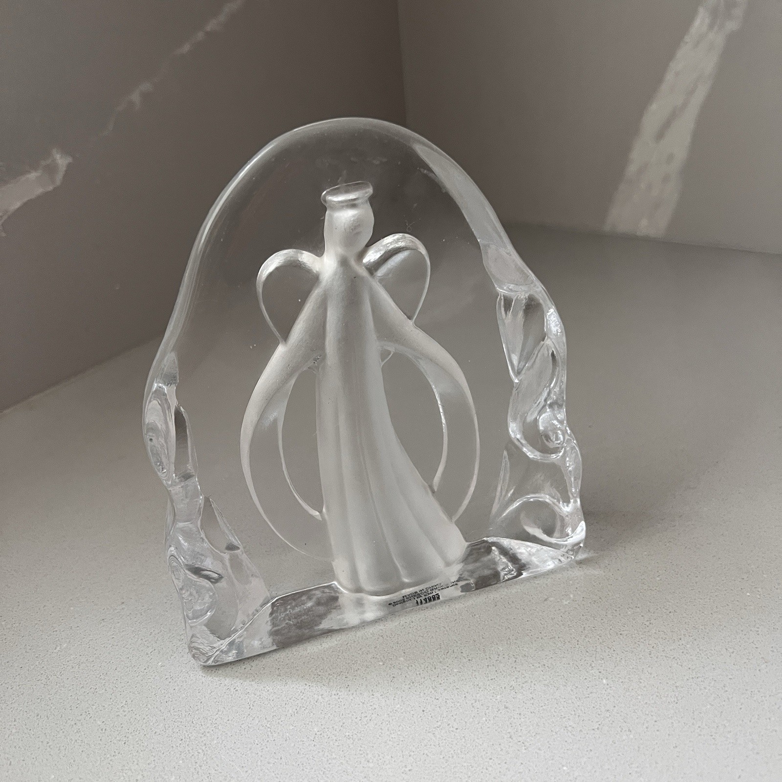 Enesco Flowing Grace Glass Figurine Angel 2003 Kim Lawrence Vintage Spiritual