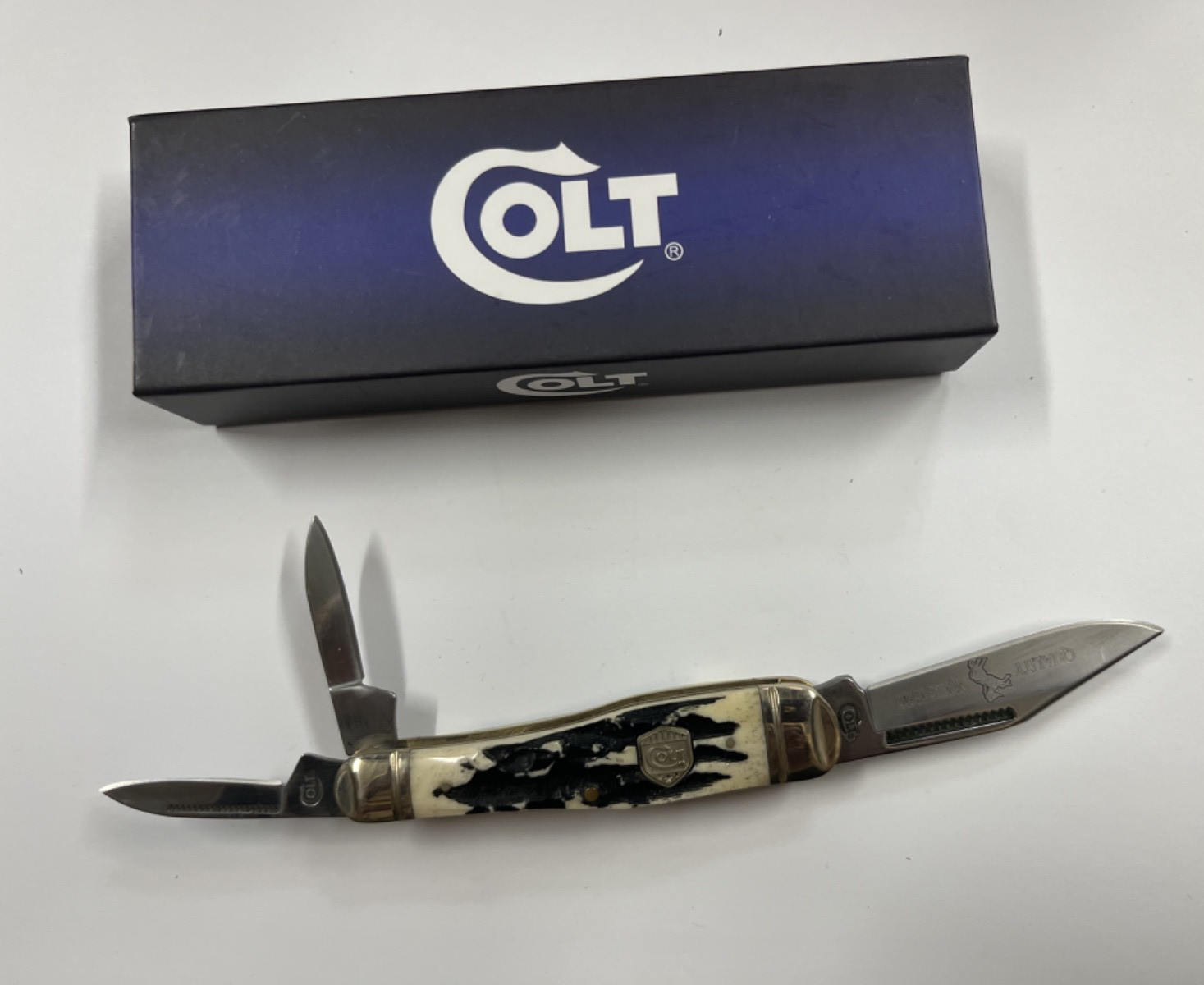 Colt Knife CT317BS -3 Blade Gunstock Whittler Knife-New in Box Colt Knife CT317BS -3 Blade Gunstock Whittler Knife-New in Box