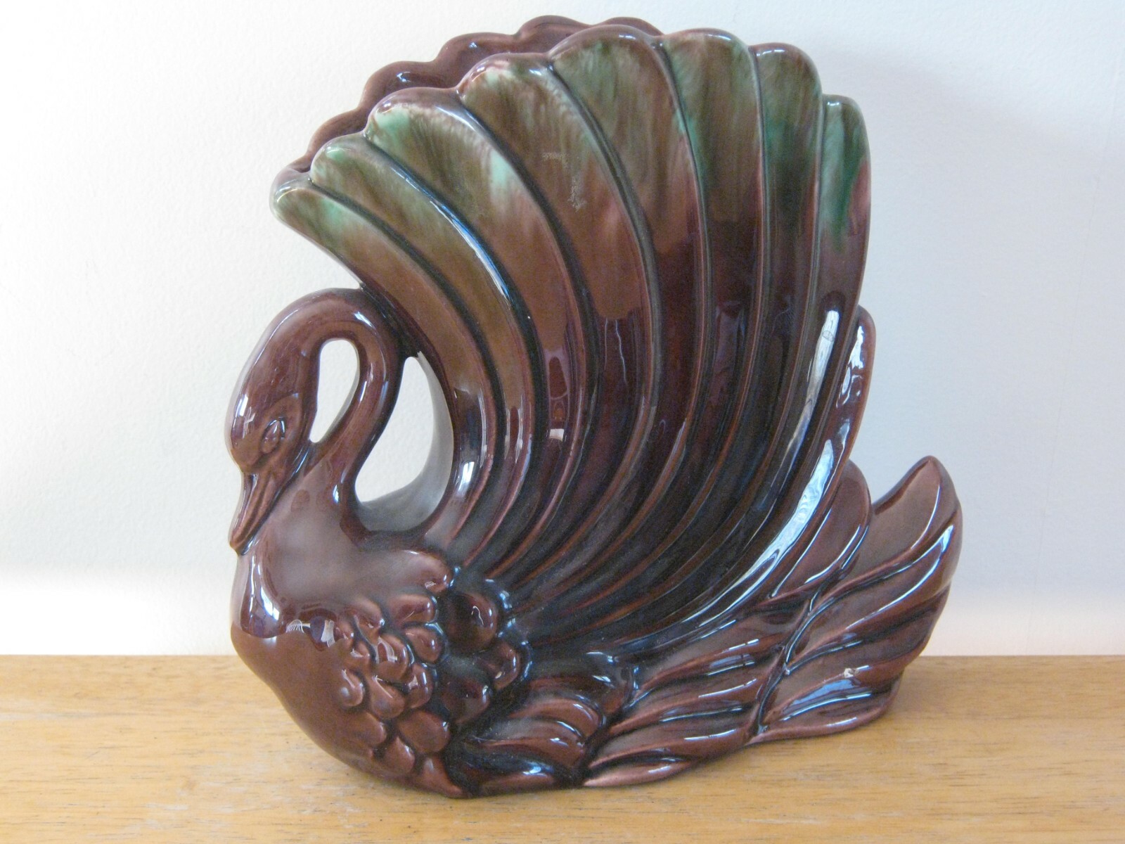 Vintage Royal Haeger R713 Detailed Swan Planter