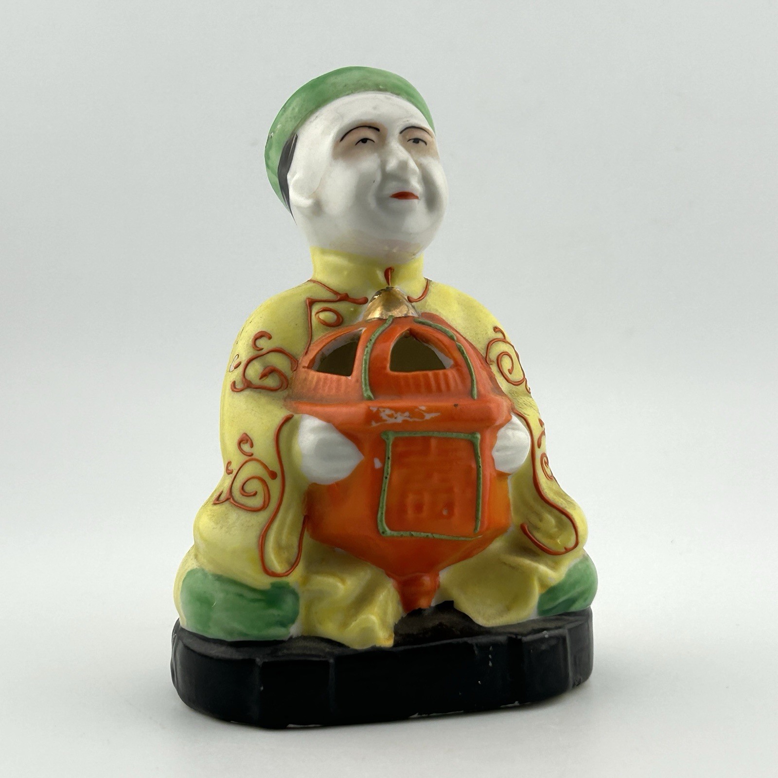 Occupied Japan Ceramic Incense Burner Man Treasure Chest 1940s Vintage 4¼″