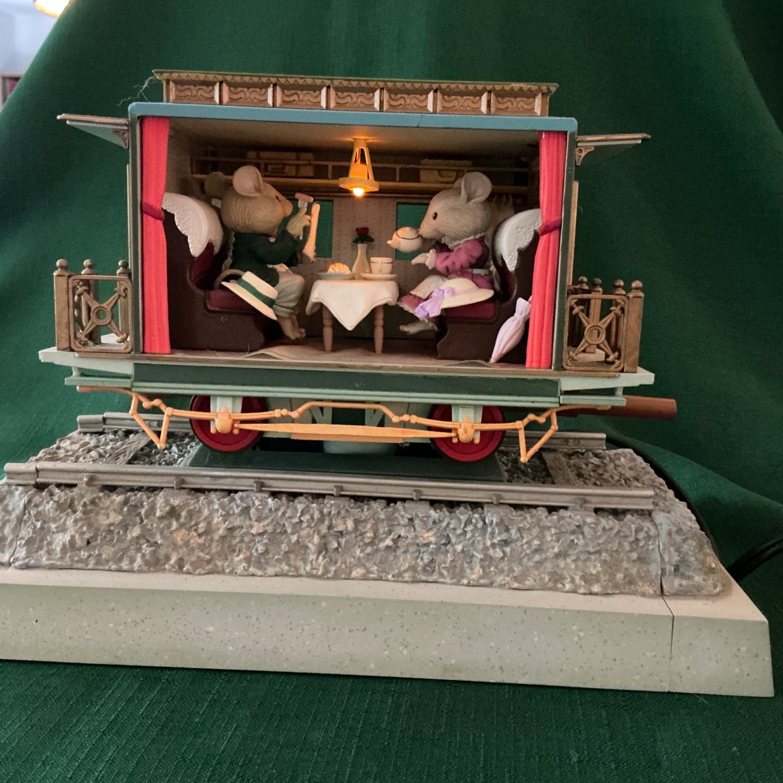 1992 Vintage Enesco 