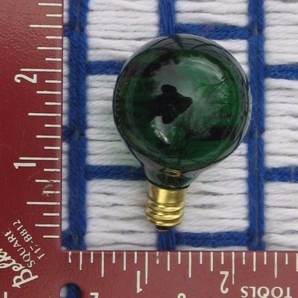 C7 new 130V TRANSPARENT GREEN CHRISTMAS LIGHT bulb Round Berry Globe 10w G12.5 