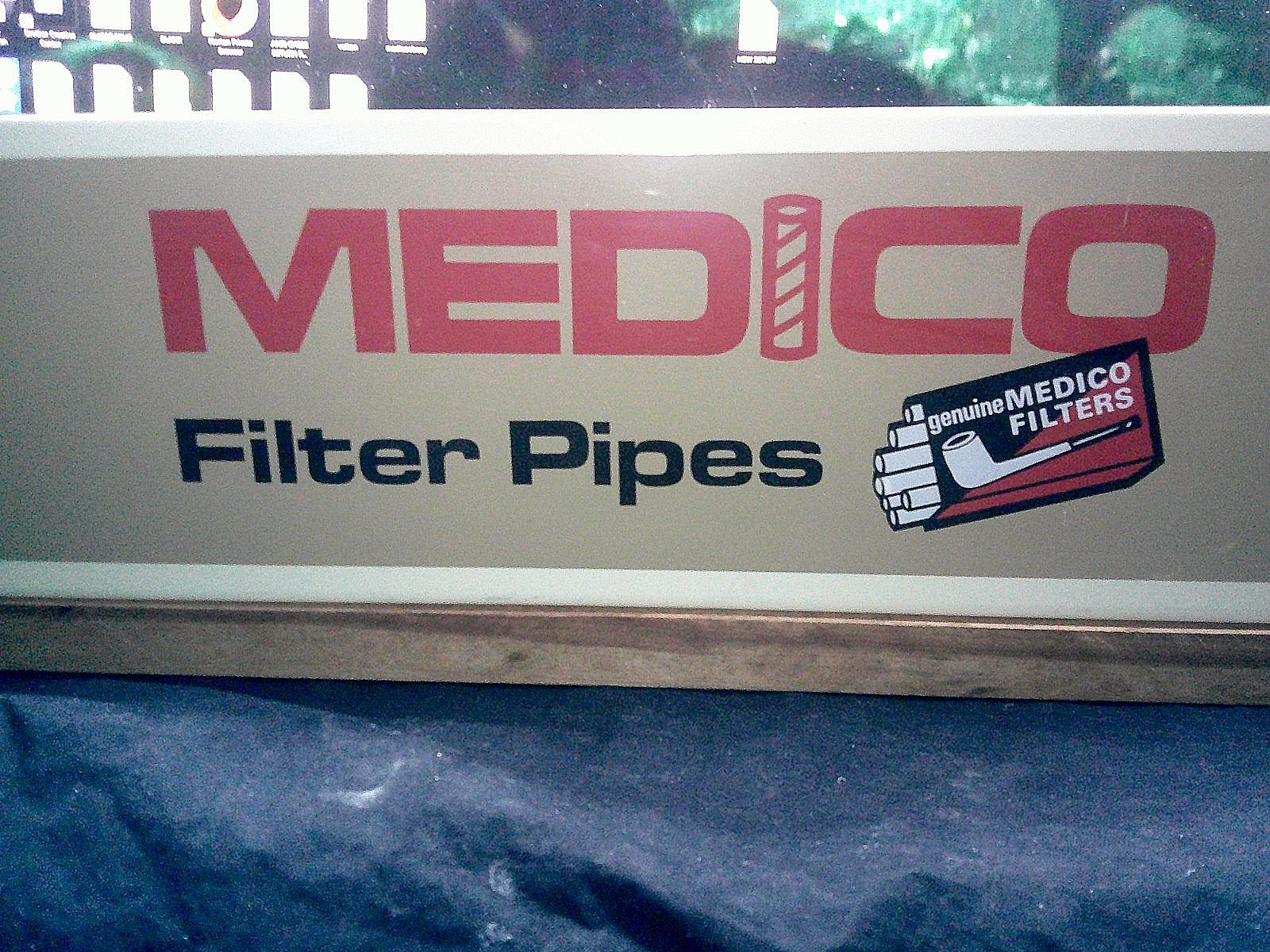 ✔️ VINTAGE MEDICO COUNTER TOP DISPLAY SIGN, HEAVY PLASTIC 1/8