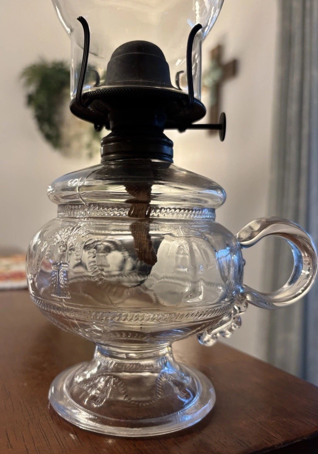 😍 STUNNING Ca. 1870’s ANTIQUE EAPG CORD & TASSEL KEROSENE OIL FINGER LAMP 🔥