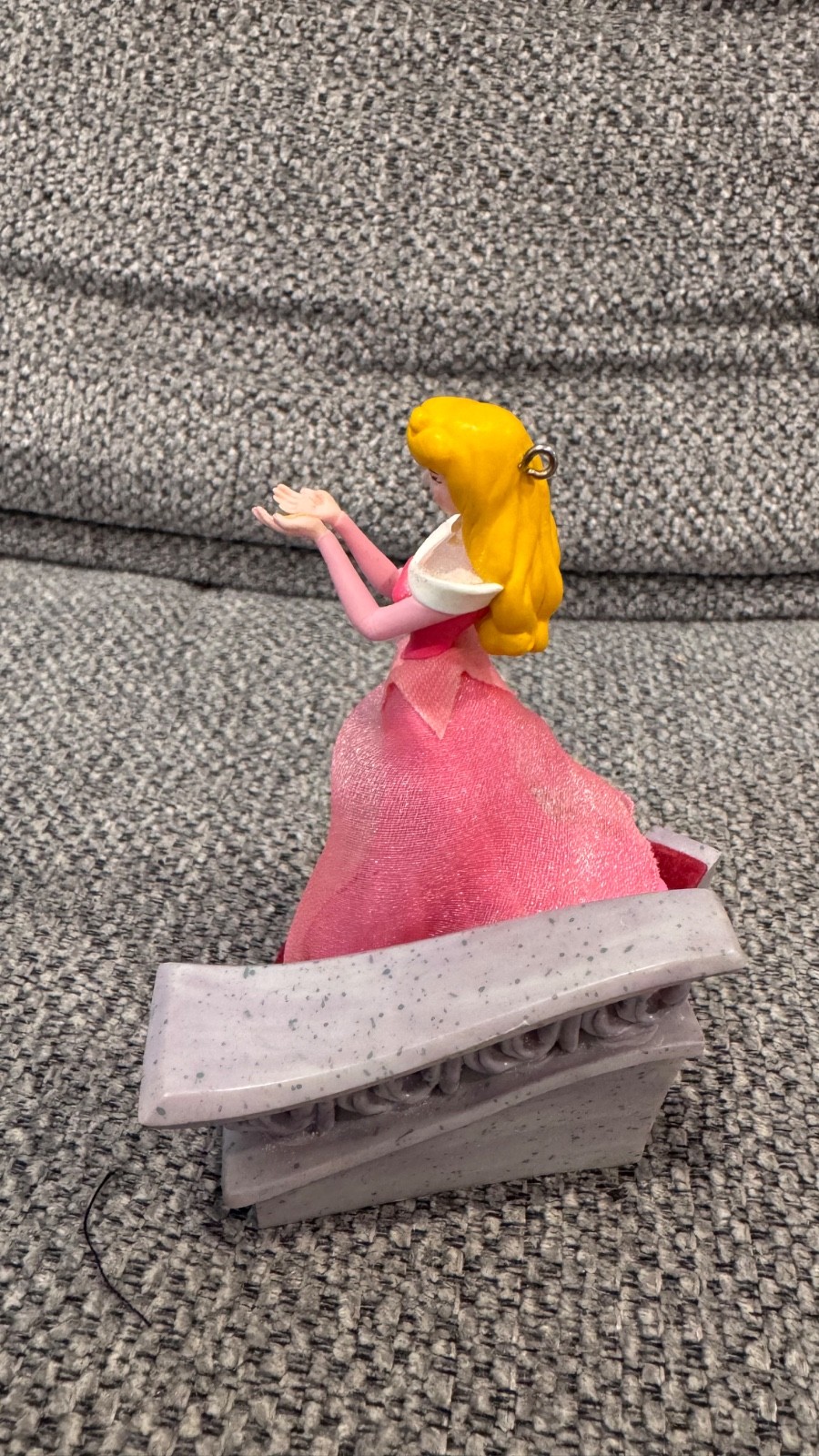 2008 Disney\'s Aurora\'s Royal Crown, Hallmark Keepsake Ornament Sleeping Beauty