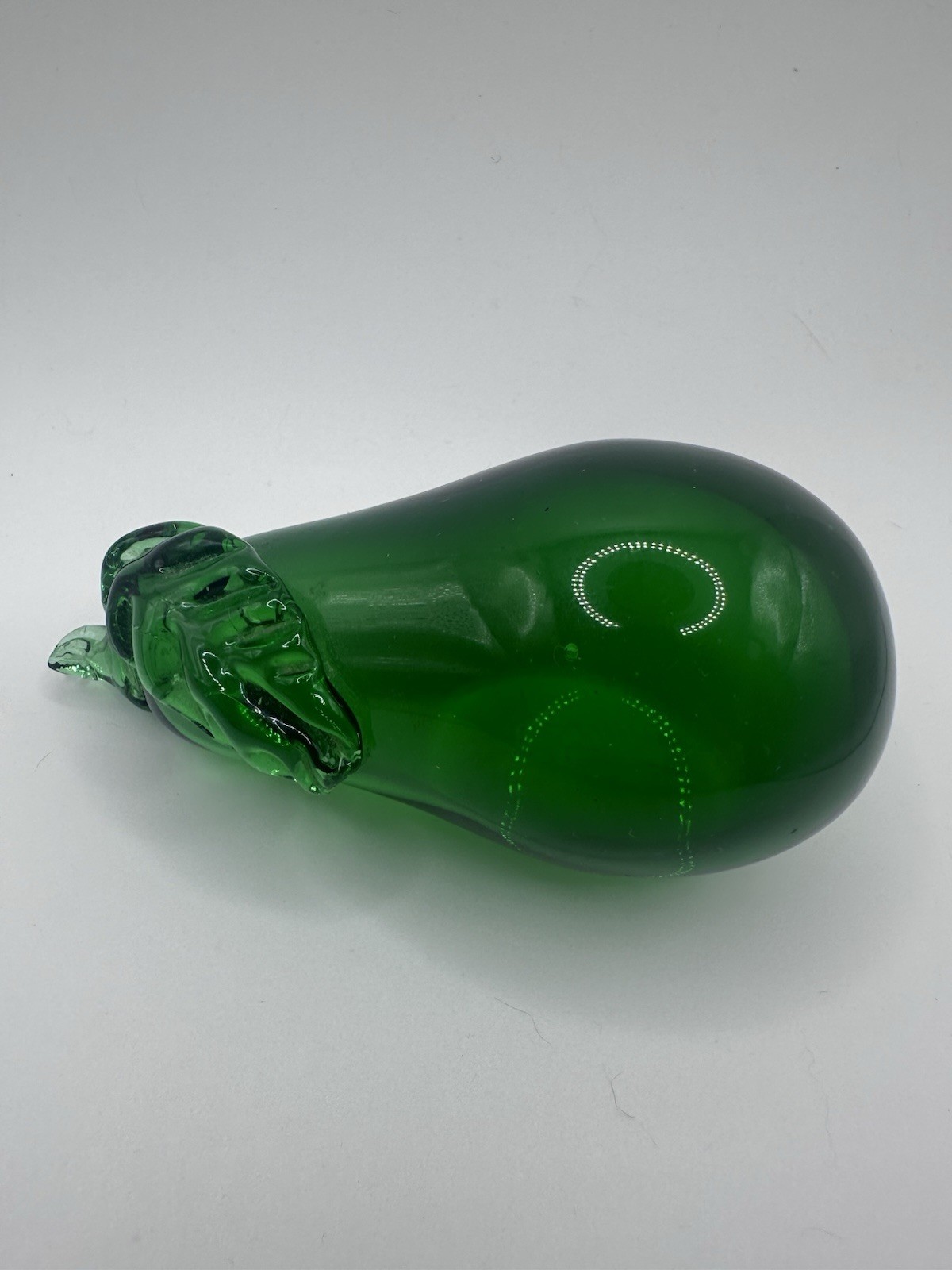 Murano Style Art Glass Green Pear Paperweight Hand Blown Solid Glass w/ Leaf