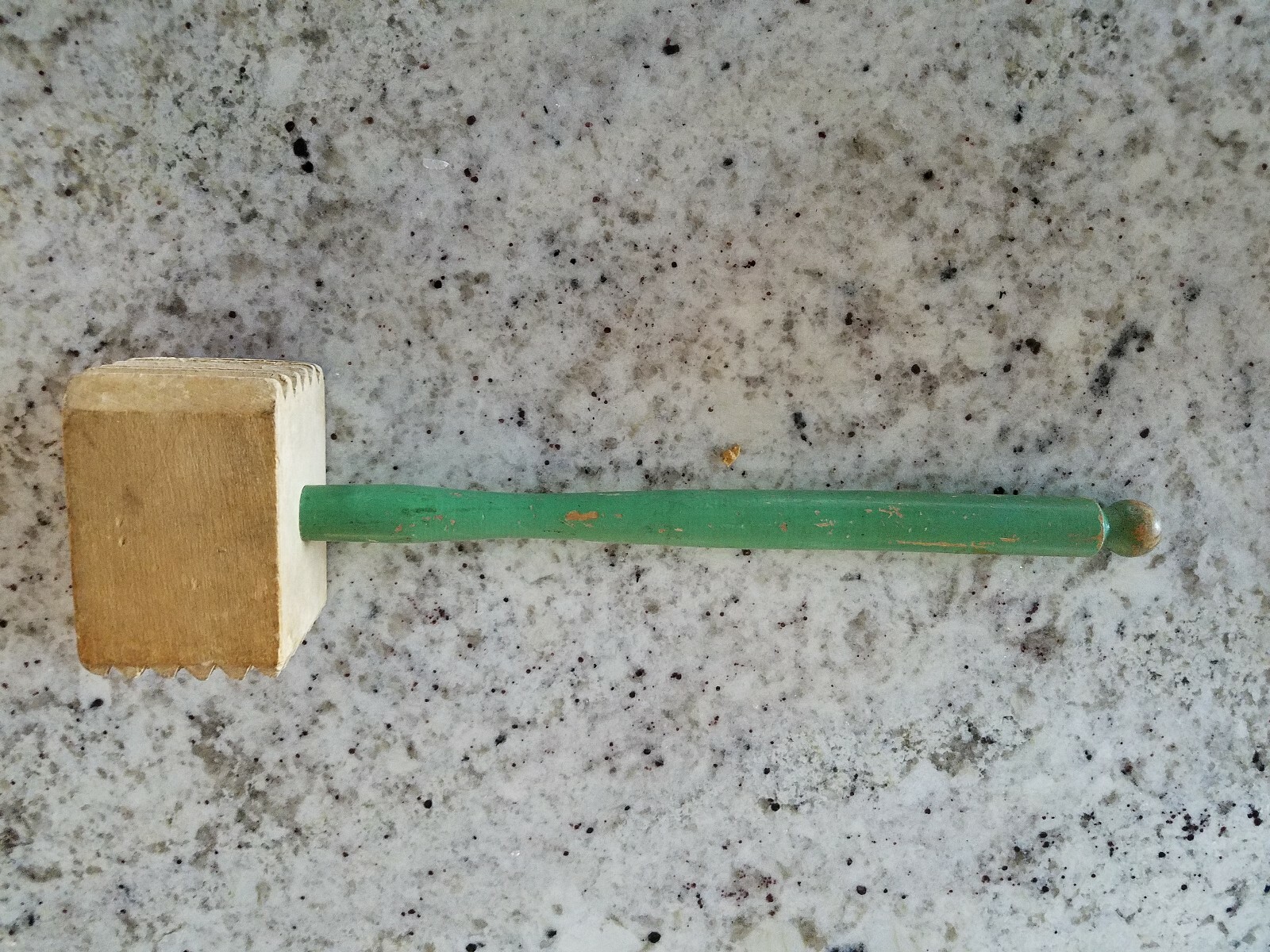 Vintage Collectible Green Handled Wood Mallet/Meat Tenderizer