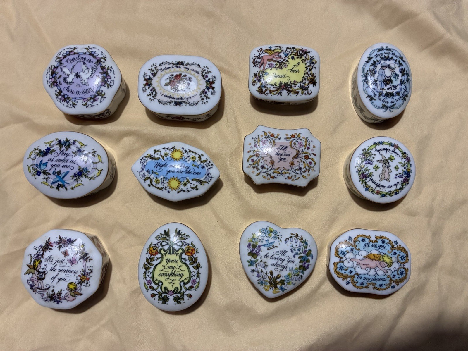 Set of 12 Franklin Mint Songs of Love Fine Porcelain Music Boxes 1983 Working 