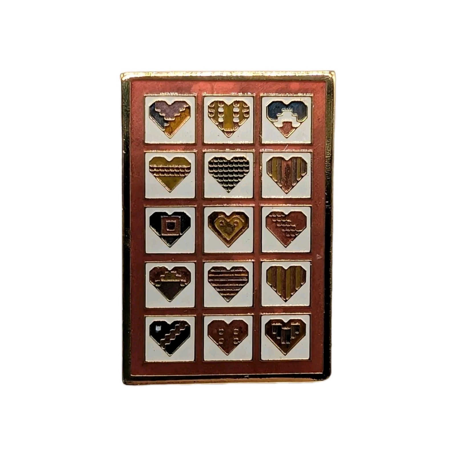 Vintage Quilters Quilting Enamel Lapel Pin Heart Patterns 1984