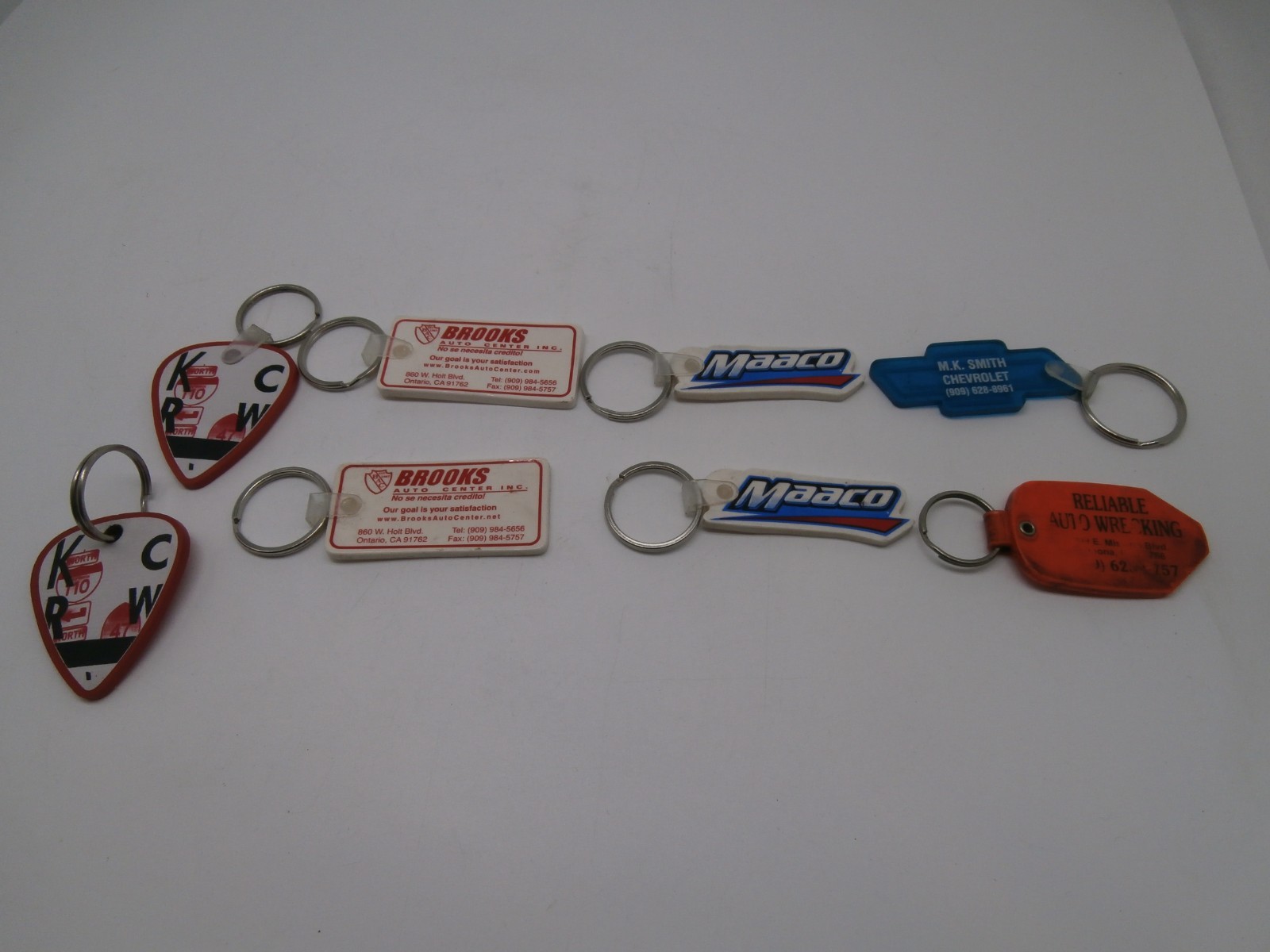 8 Vintage & modern Keychains Key Rings Collection Auto Related Ads