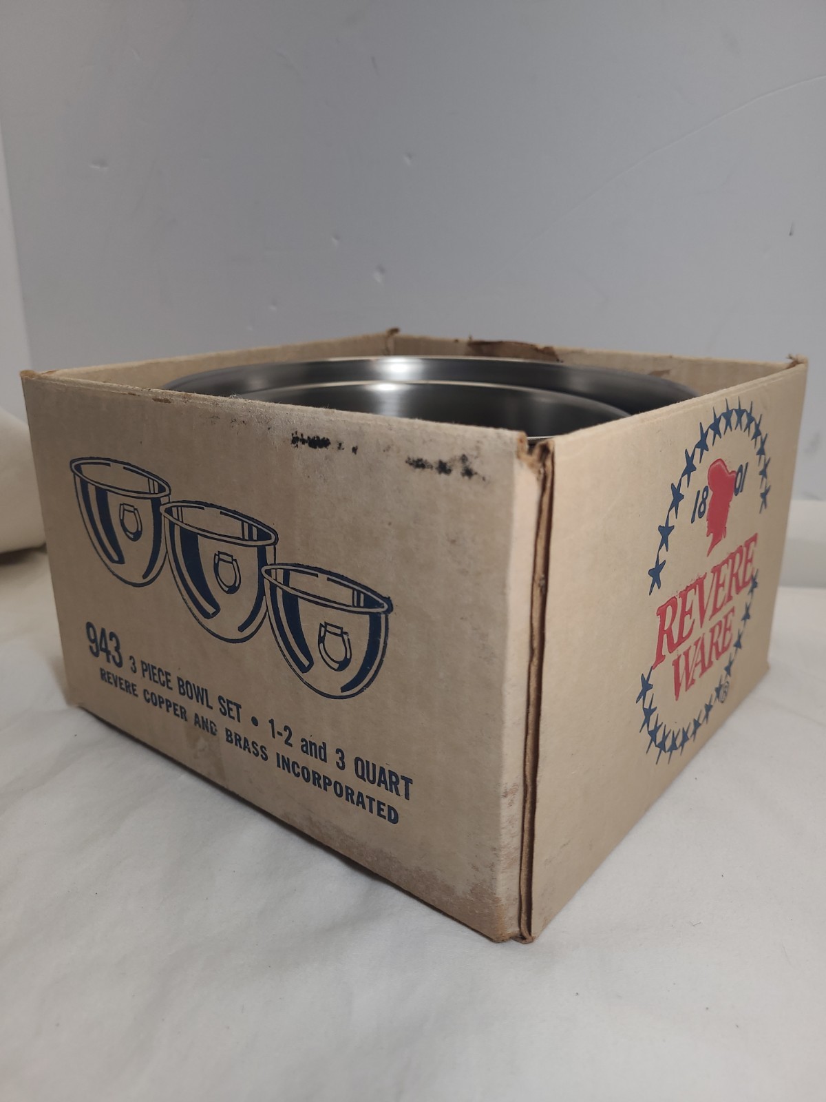Vintage Revere Stainless Steel Mixing Bowl Set 943, original box 1,2,3 quart Vintage Revere Stainless Steel Mixing Bowl Set 943, original box 1,2,3 quart