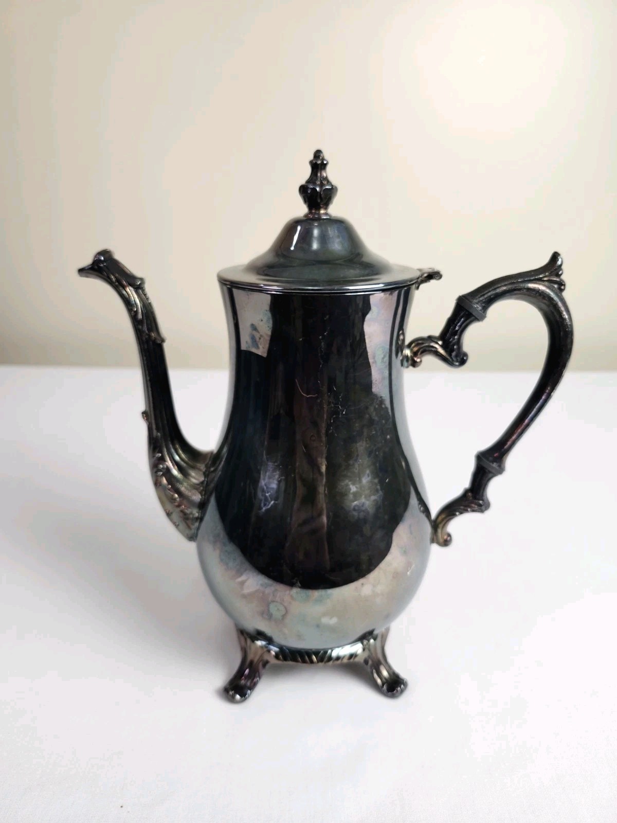 Vintage International Silver Co Silverplate Coffee Pot Footed Tea Server 10\